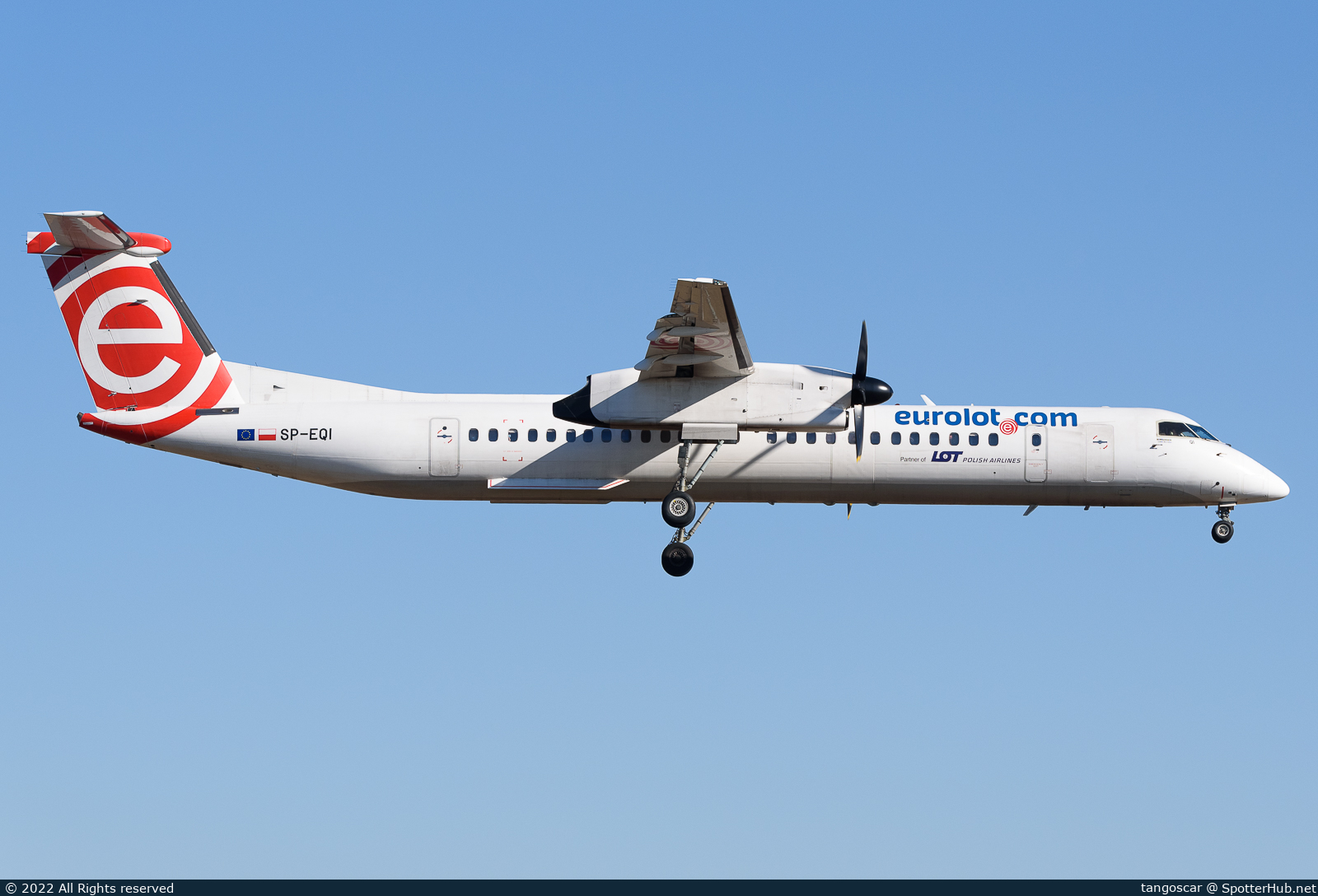 Photo of SP-EQI - Bombardier DHC-8-402 Dash 8 Q400 operated by euroLOT