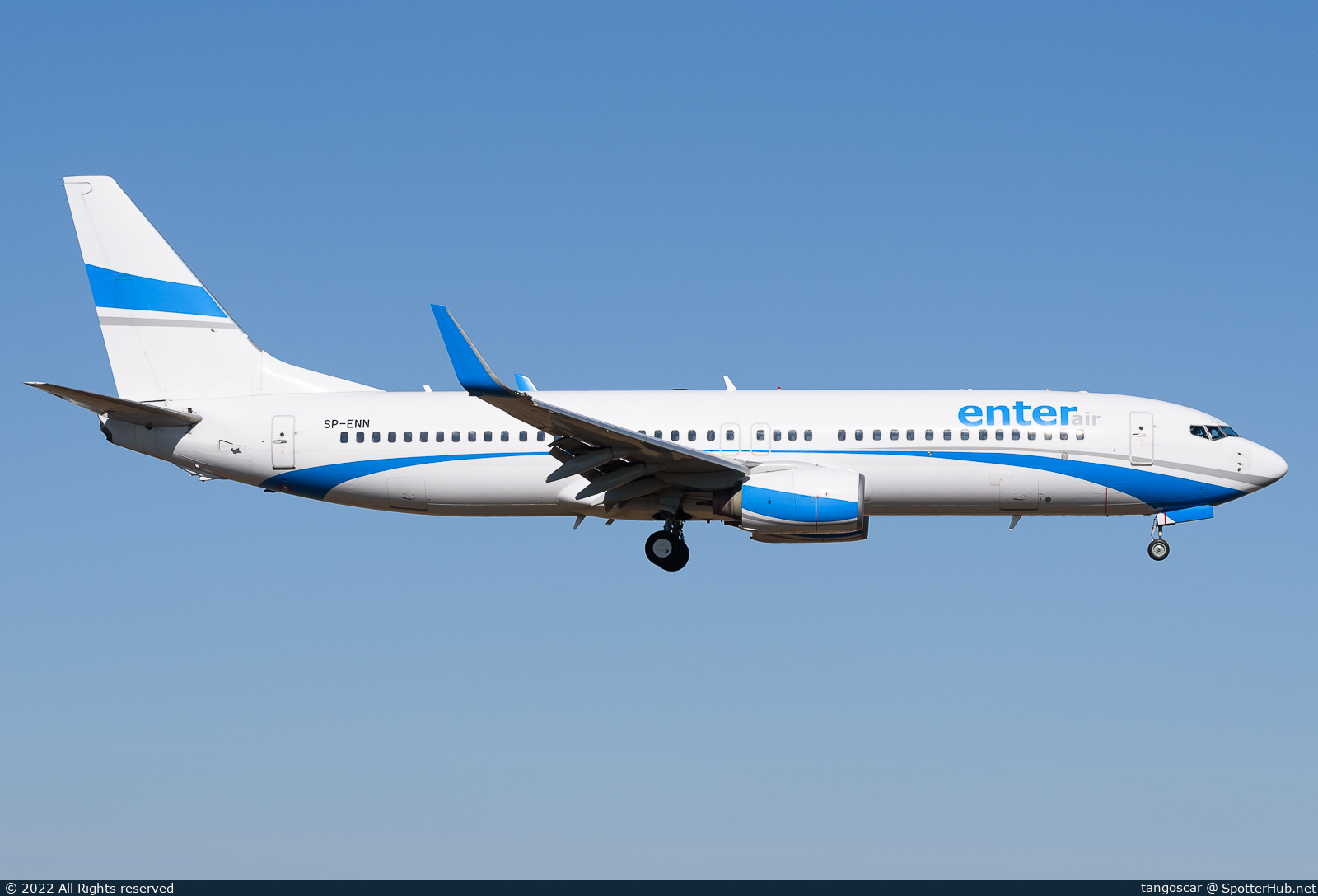 Photo of SP-ENN - Boeing 737-8CX operated by Enter Air