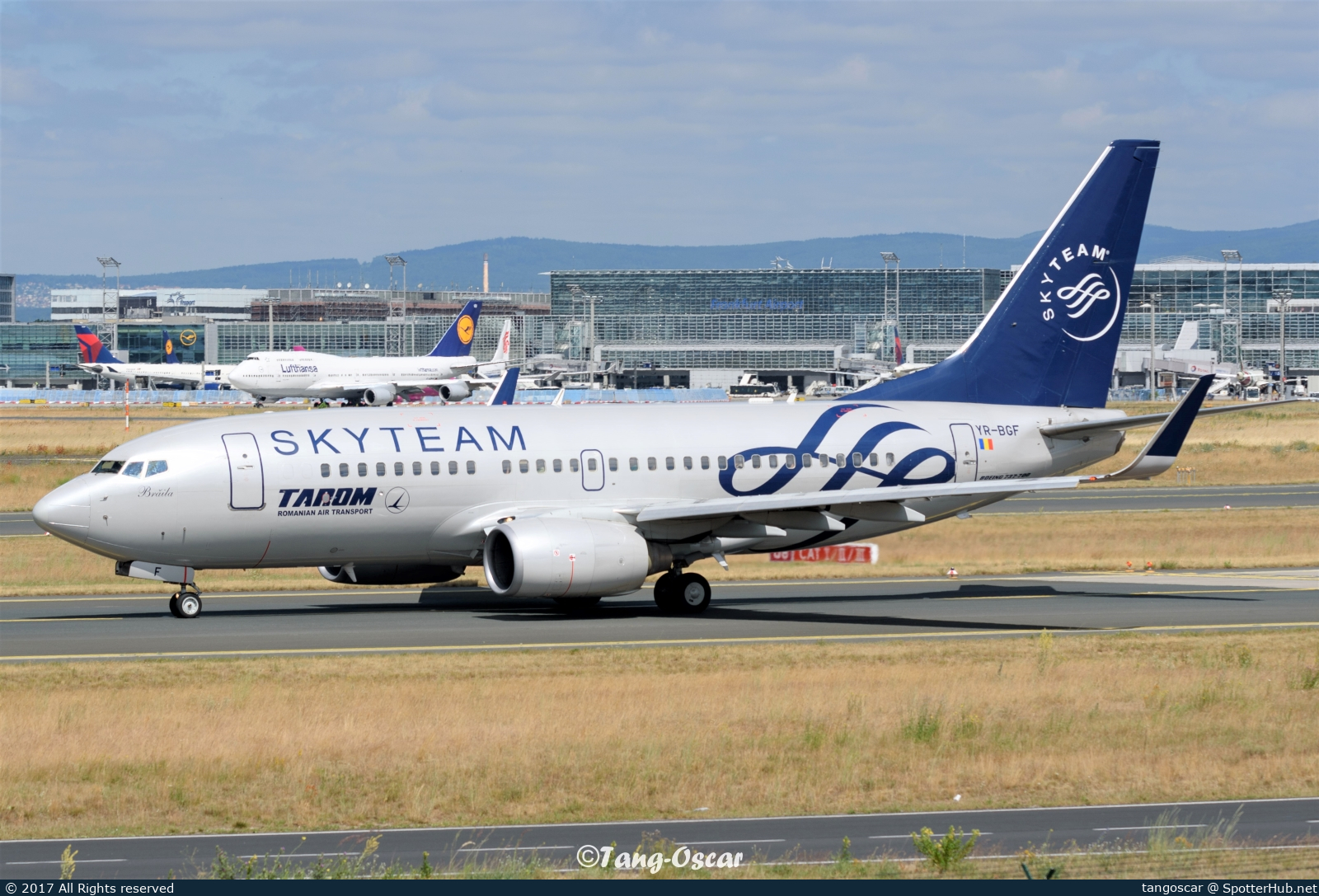 Photo of YR-BGF - Boeing 737-78J operated by Tarom - Romanian Air Transport