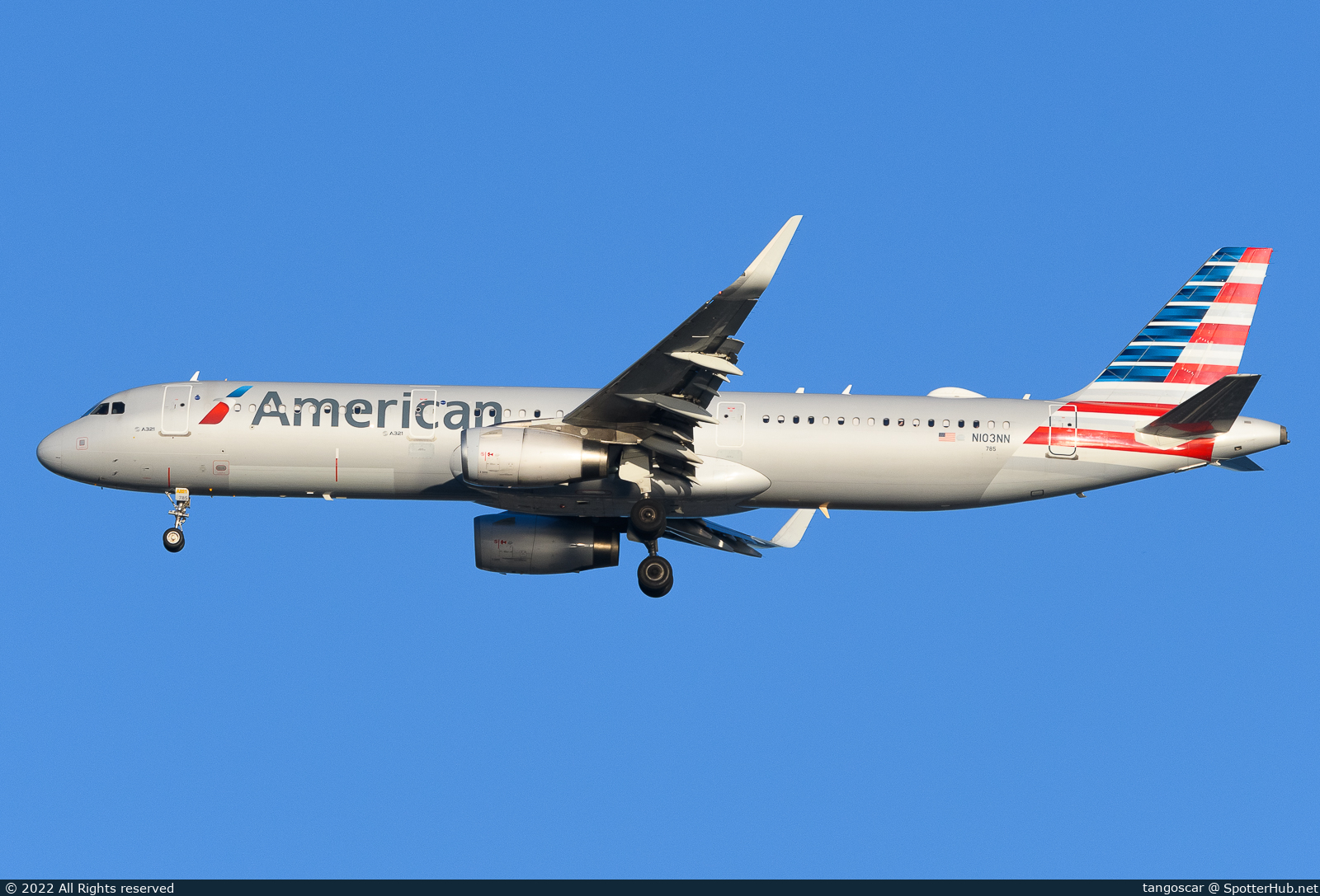 Photo of N103NN - Airbus A321-231 operated by American Airlines