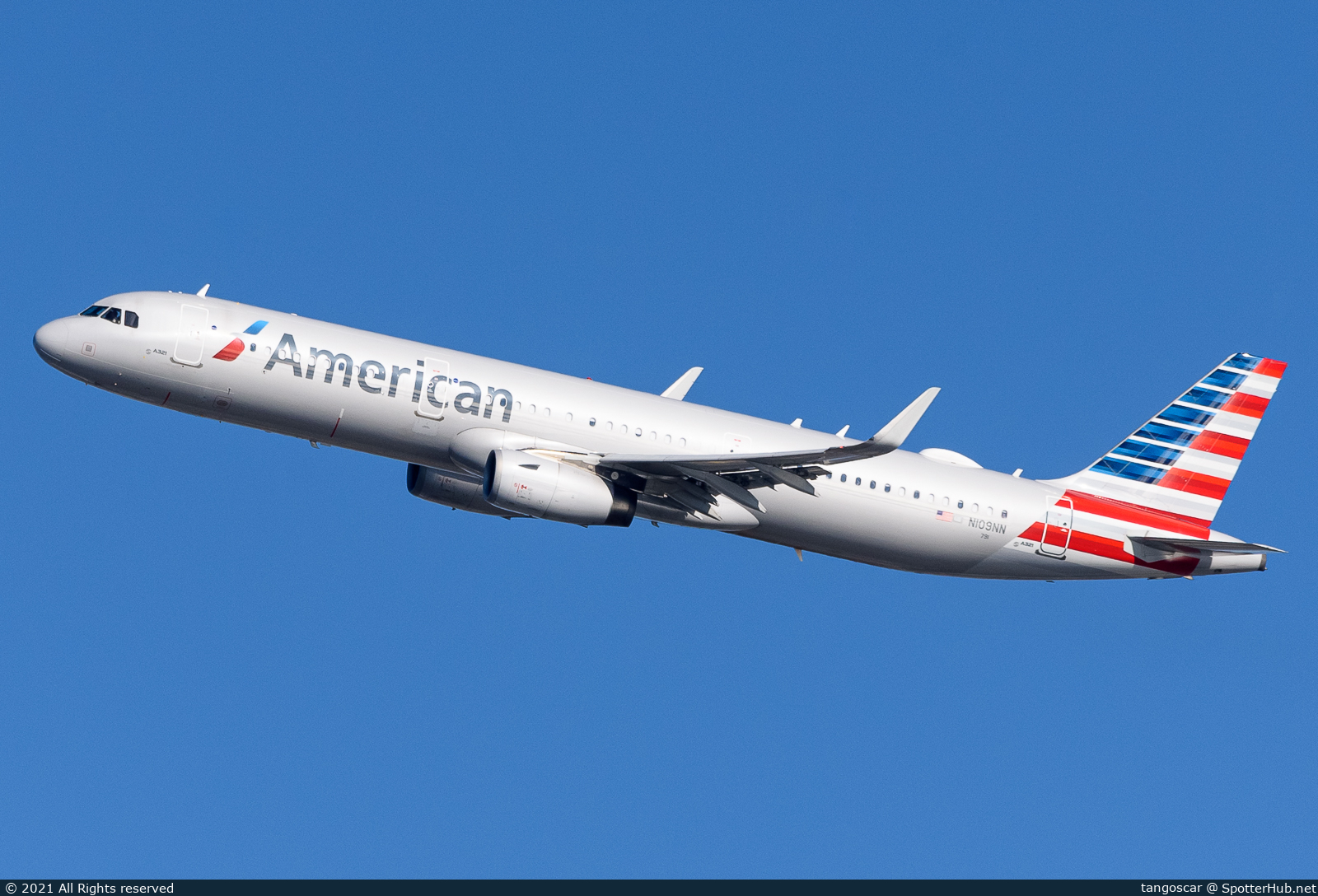 Photo of N109NN - Airbus A321-231 operated by American Airlines