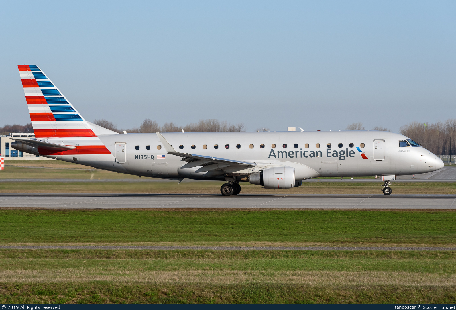 Photo of N135HQ - Embraer ERJ-175LR operated by American Eagle (opb Republic Airways)