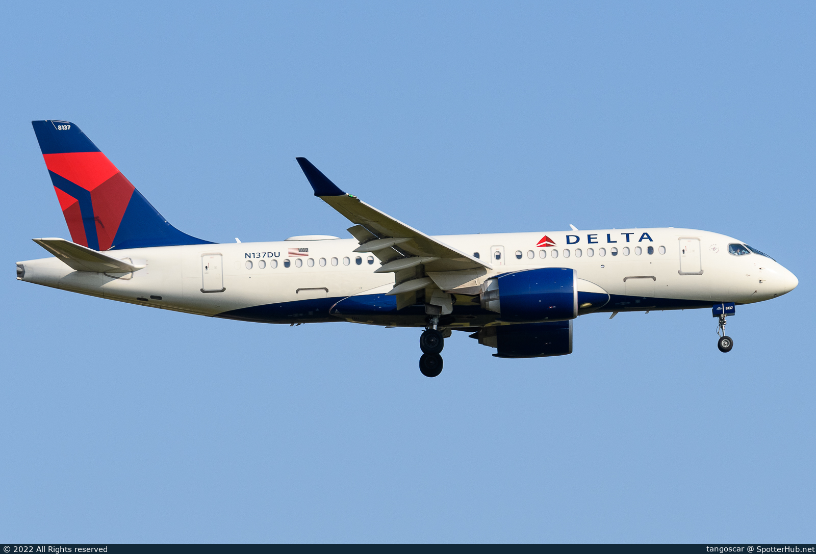 Photo of N137DU - Airbus A220-100 operated by Delta Air Lines