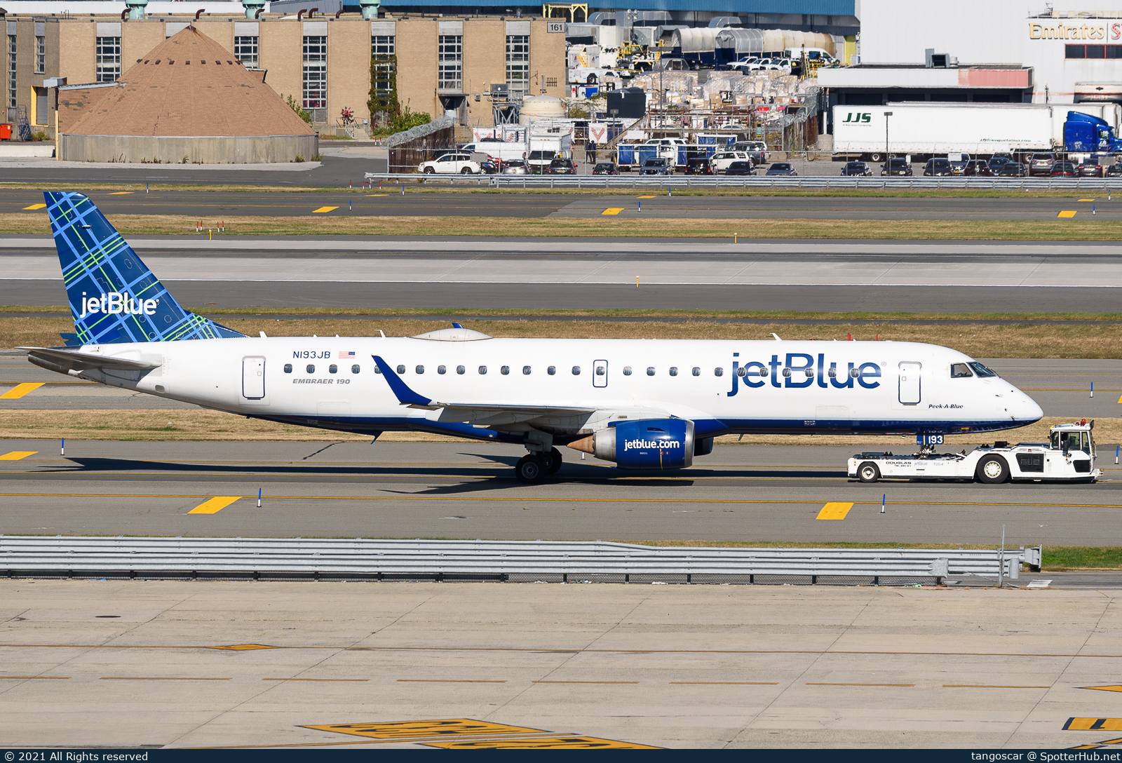 Photo of N193JB - Embraer ERJ-190AR operated by jetBlue Airways