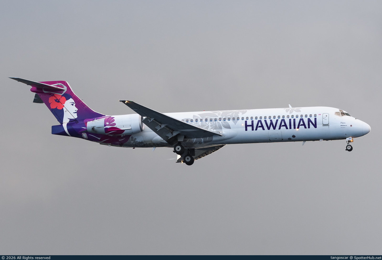 Photo of N480HA - Boeing 717-22A operated by Hawaiian Airlines