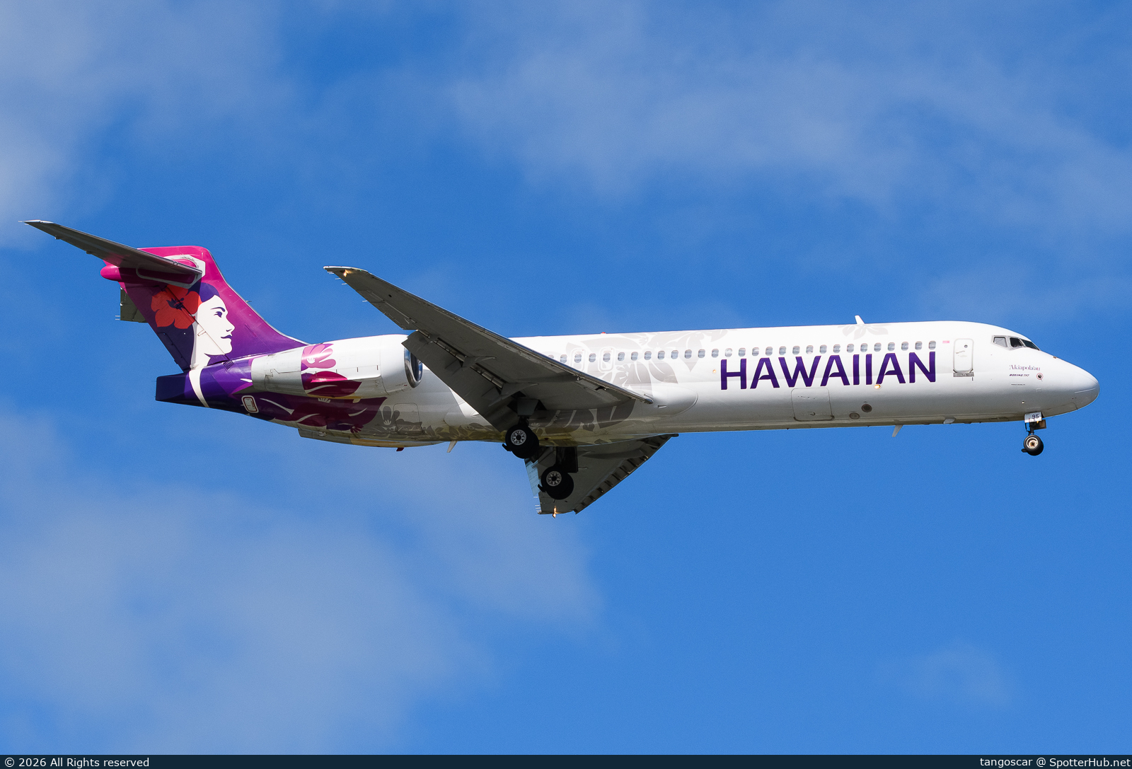 Photo of N495HA - Boeing 717-2BL operated by Hawaiian Airlines