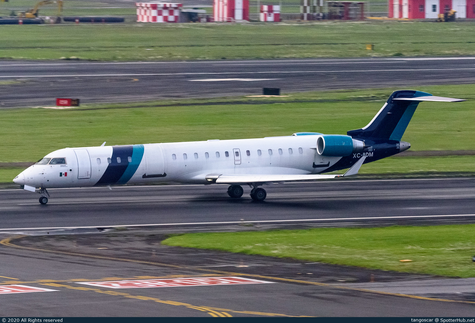 Photo of XC-BDM - Bombardier CRJ-700ER(F) operated by Banco de México