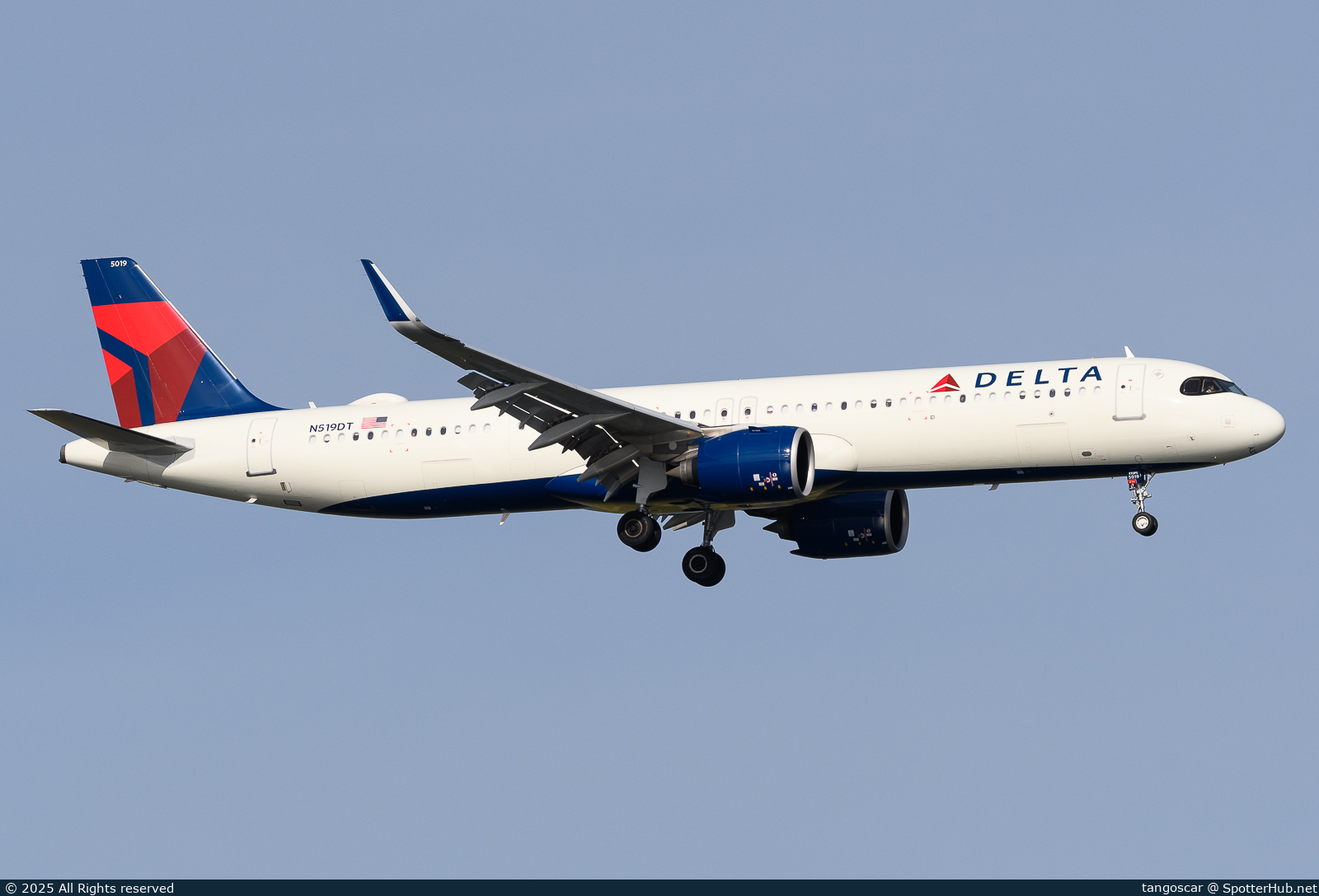 Photo of N519DT - Airbus A321-271NX operated by Delta Air Lines
