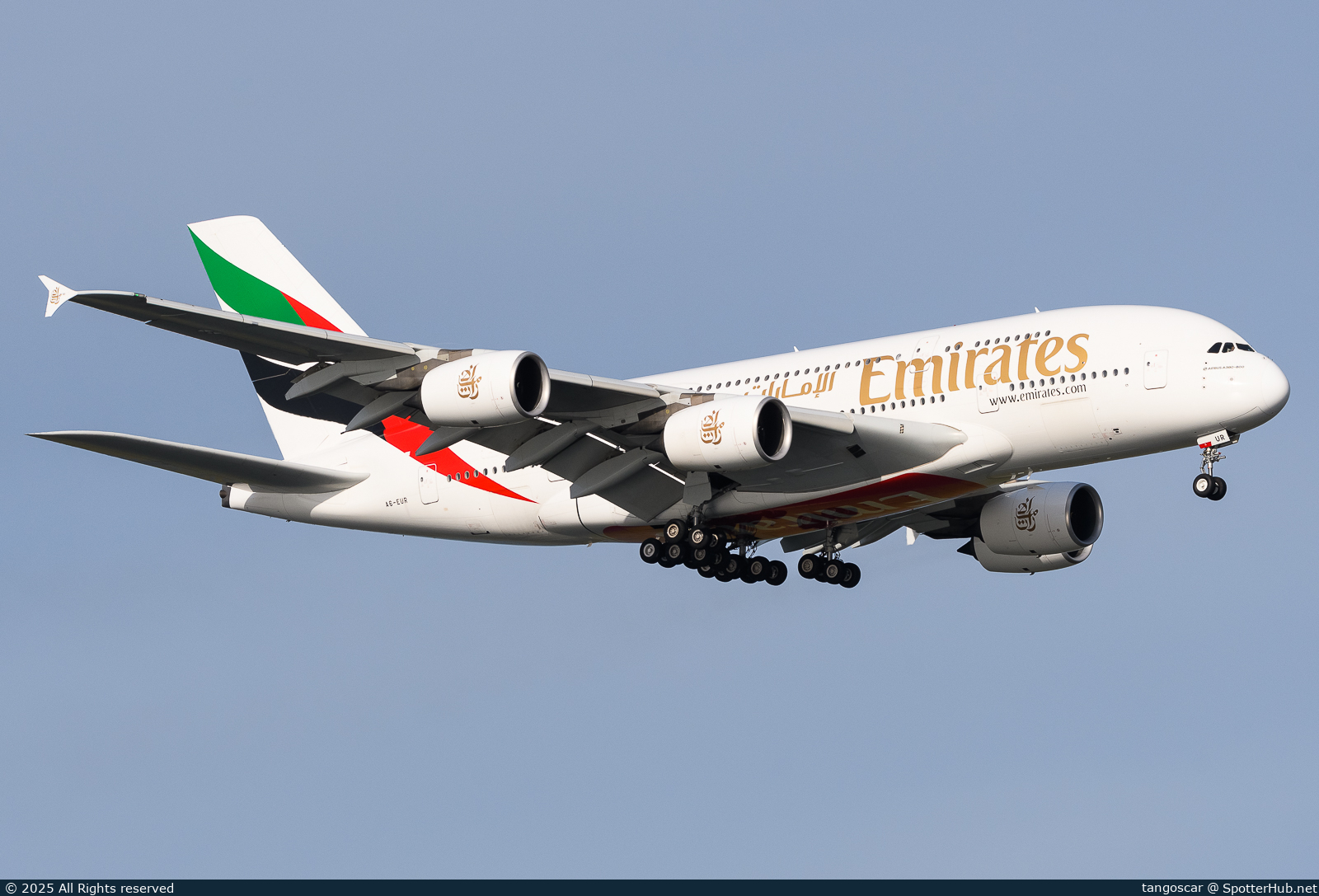 Photo of A6-EUR - Airbus A380-842 operated by Emirates
