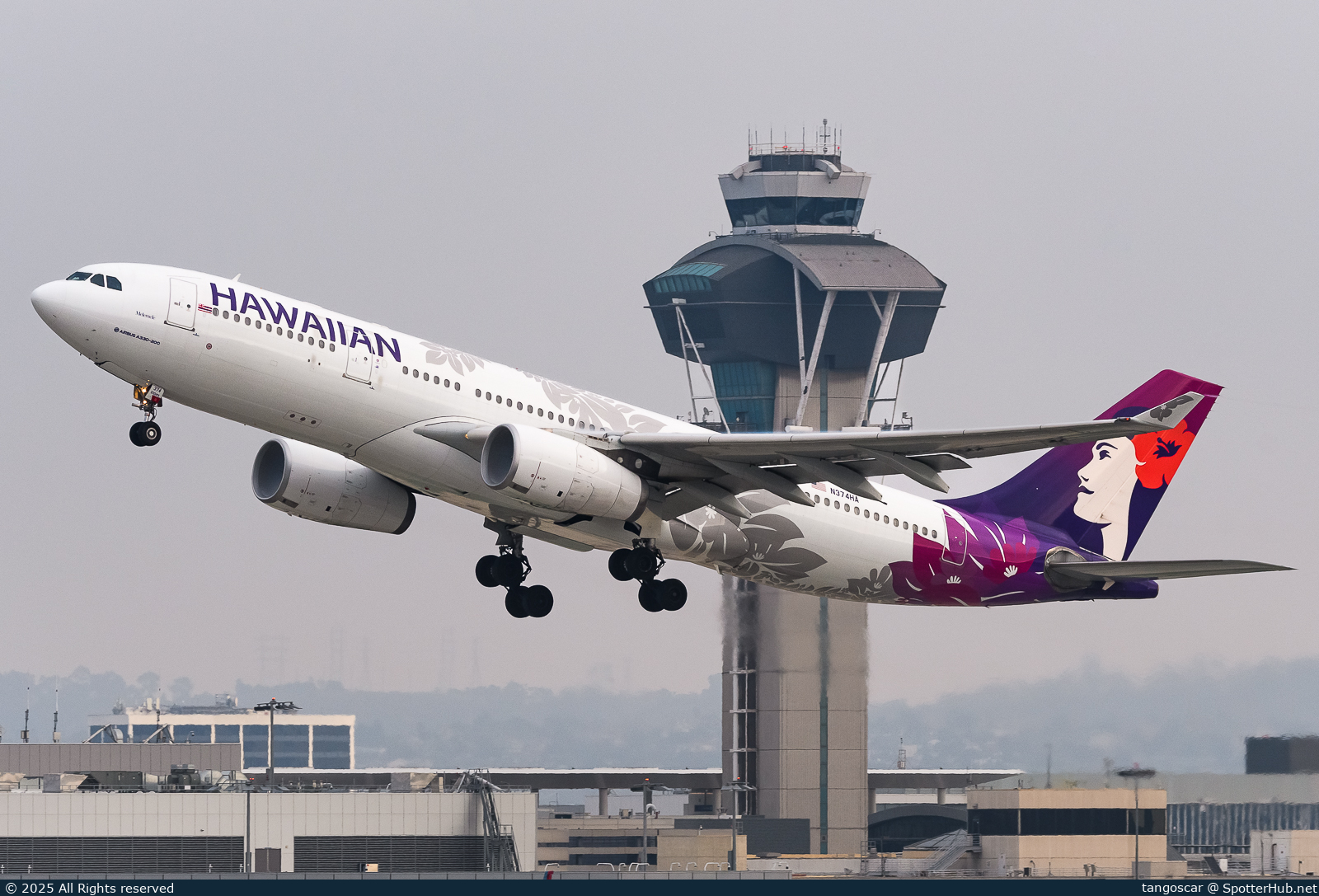 Photo of N374HA - Airbus A330-243 operated by Hawaiian Airlines