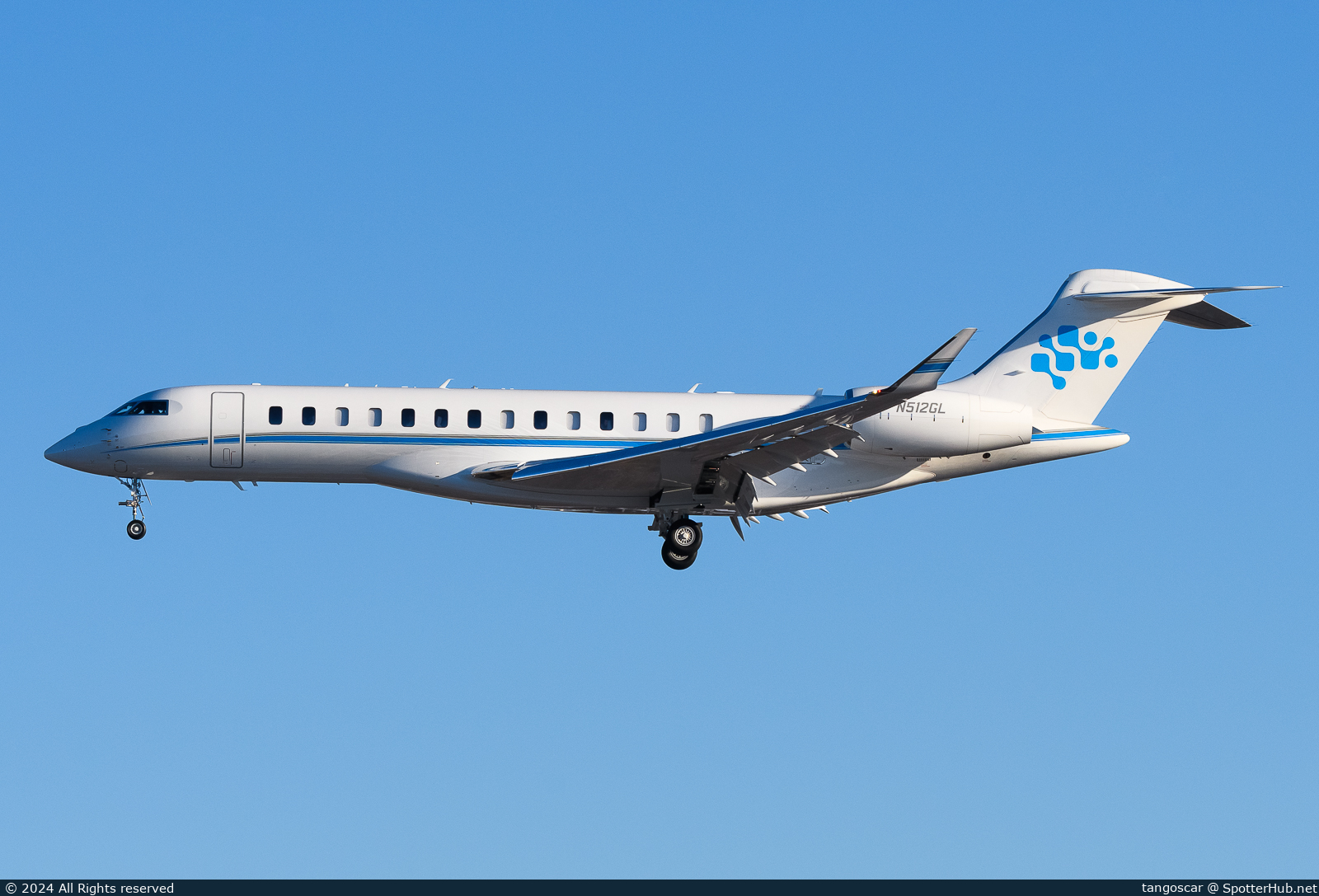 Photo of N512GL - Bombardier Global 7500 operated by Jet Aviation Flight Services