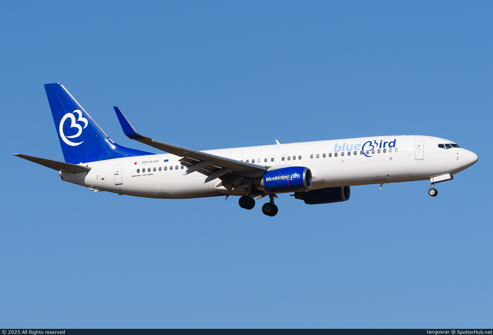 Photo of 9H-KAR - Boeing 737-86J operated by Bluebird Airways
