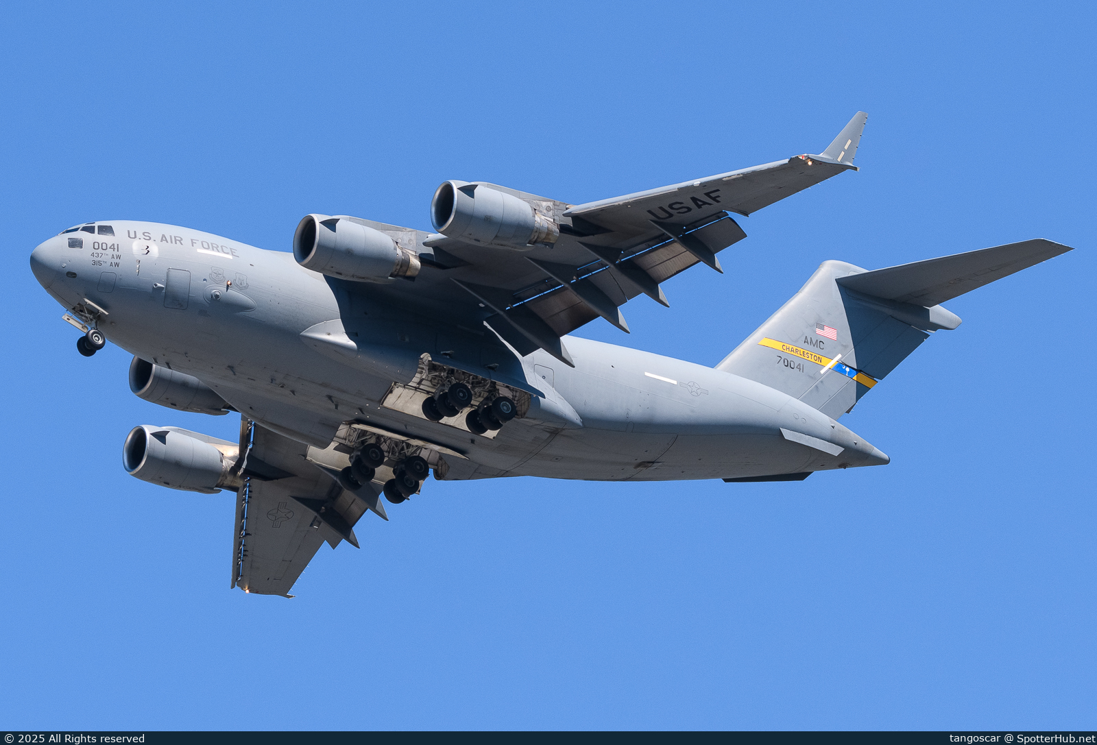 Photo of 97-0041 - Boeing C-17A Globemaster III operated by US Air Force