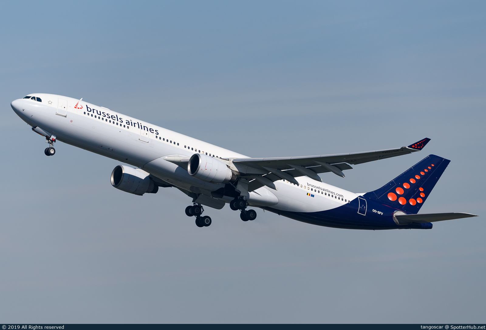 Photo of OO-SFV - Airbus A330-322 operated by Brussels Airlines