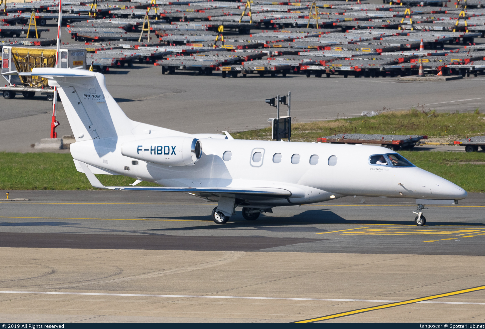Photo of F-HBDX - Embraer Phenom 300 operated by Jetkey