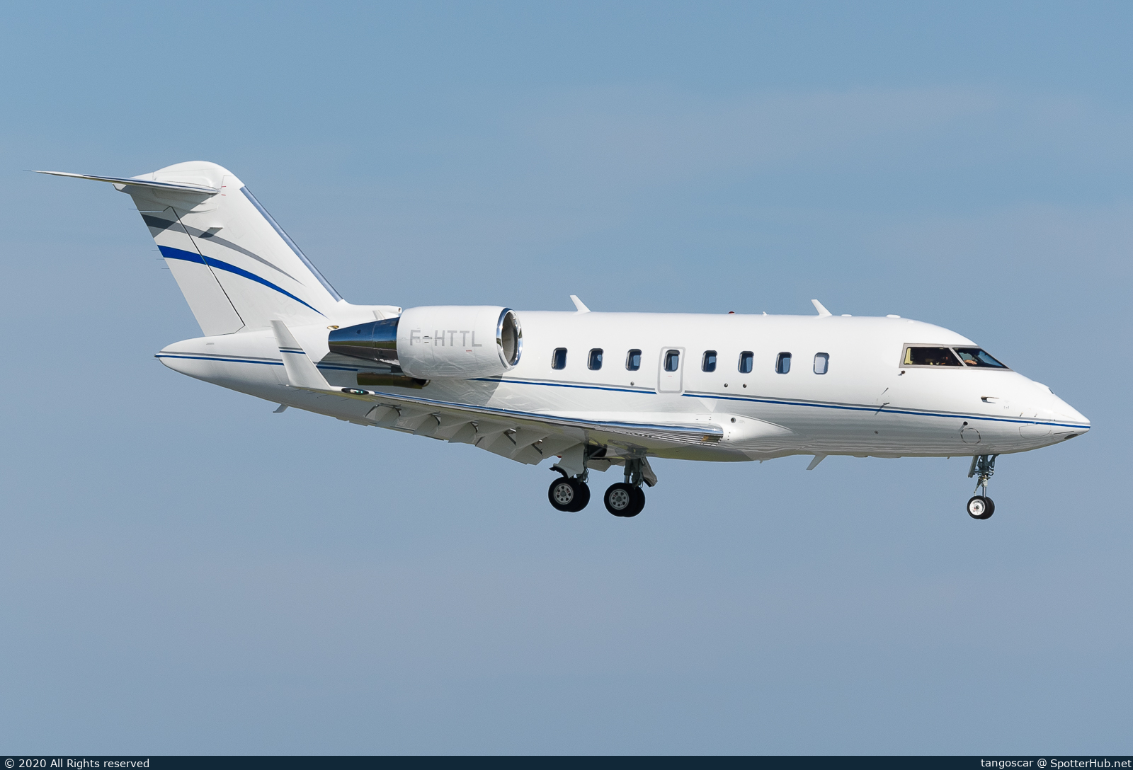 Photo of F-HTTL - Bombardier Challenger 650 operated by Flying Group