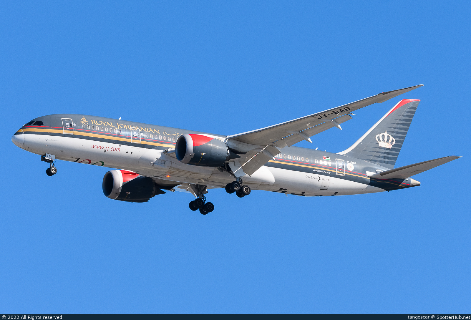 Photo of JY-BAB - Boeing 787-8 Dreamliner operated by Royal Jordanian Airlines