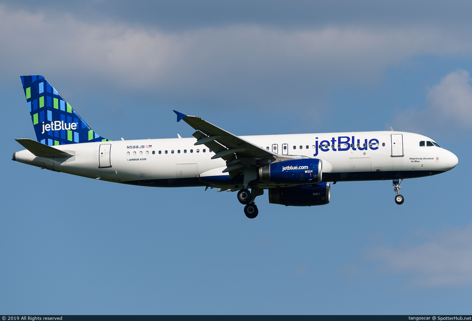 Photo of N588JB - Airbus A320-232 operated by jetBlue Airways