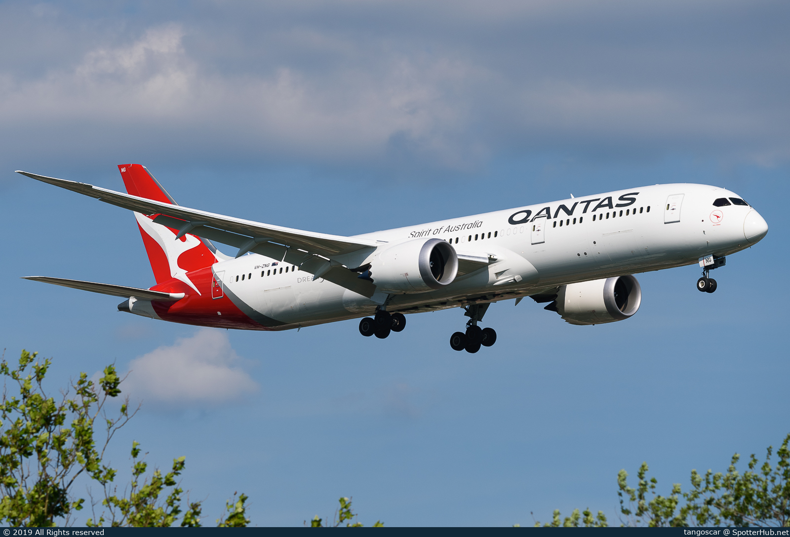 Photo of VH-ZNG - Boeing 787-9 Dreamliner operated by Qantas