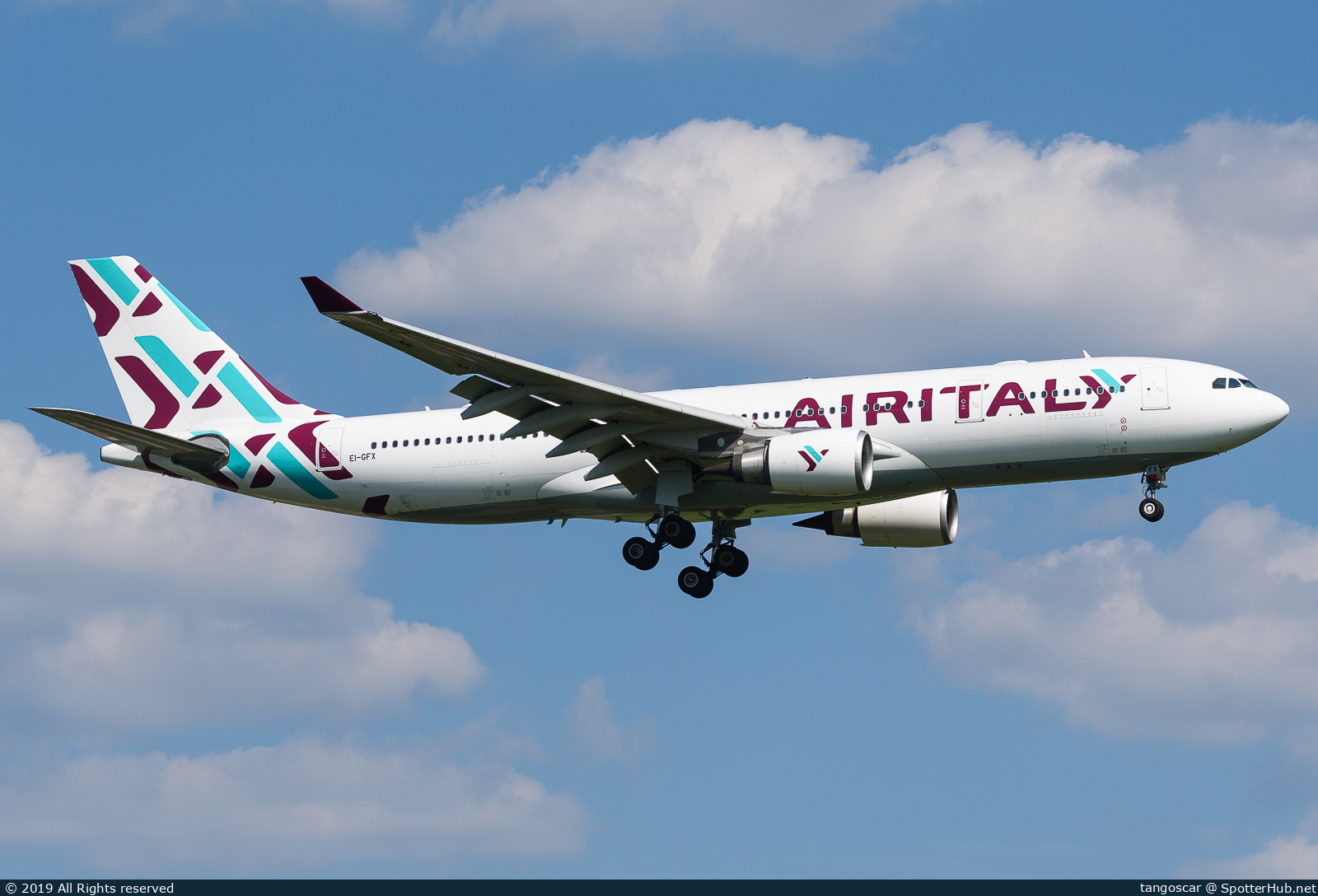 Photo of EI-GFX - Airbus A330-202 operated by Air Italy