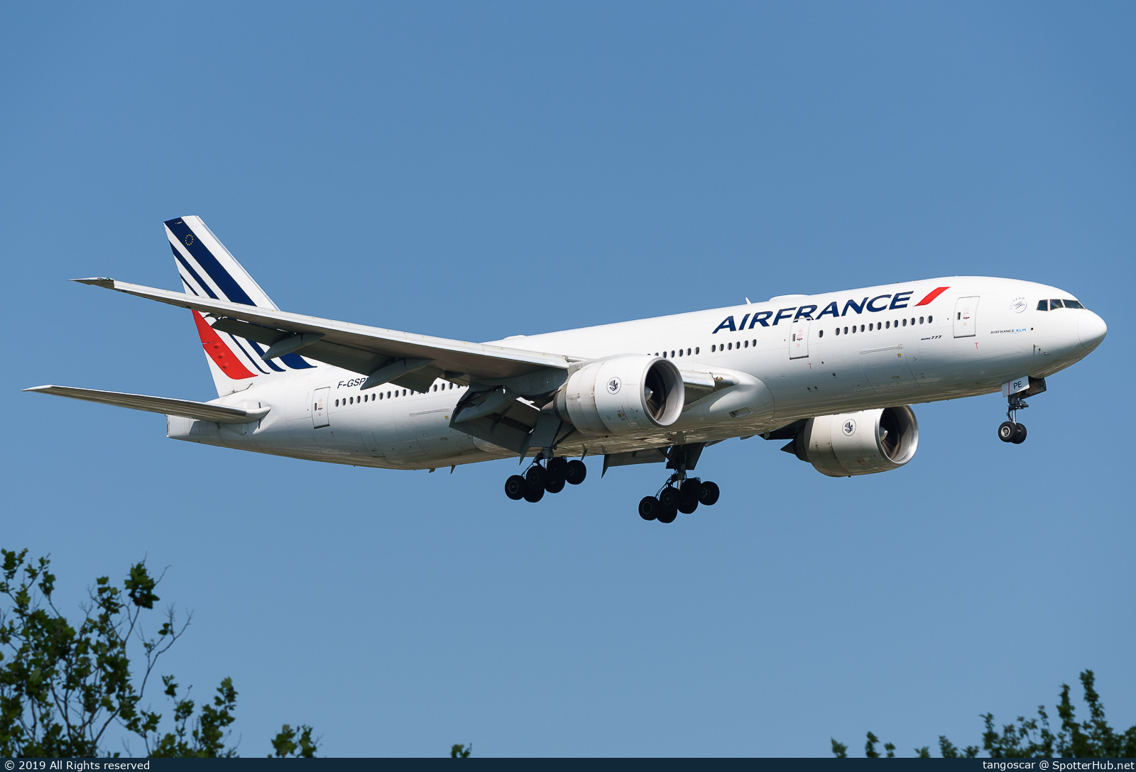 Photo of F-GSPE - Boeing 777-228(ER) operated by Air France