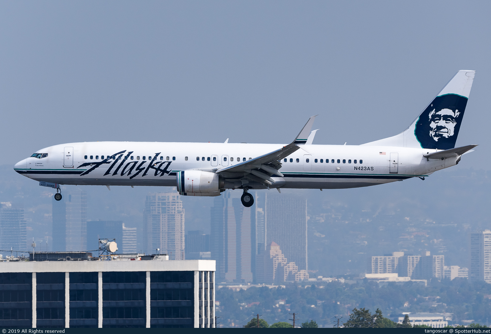 Photo of N423AS - Boeing 737-990(ER) operated by Alaska Airlines