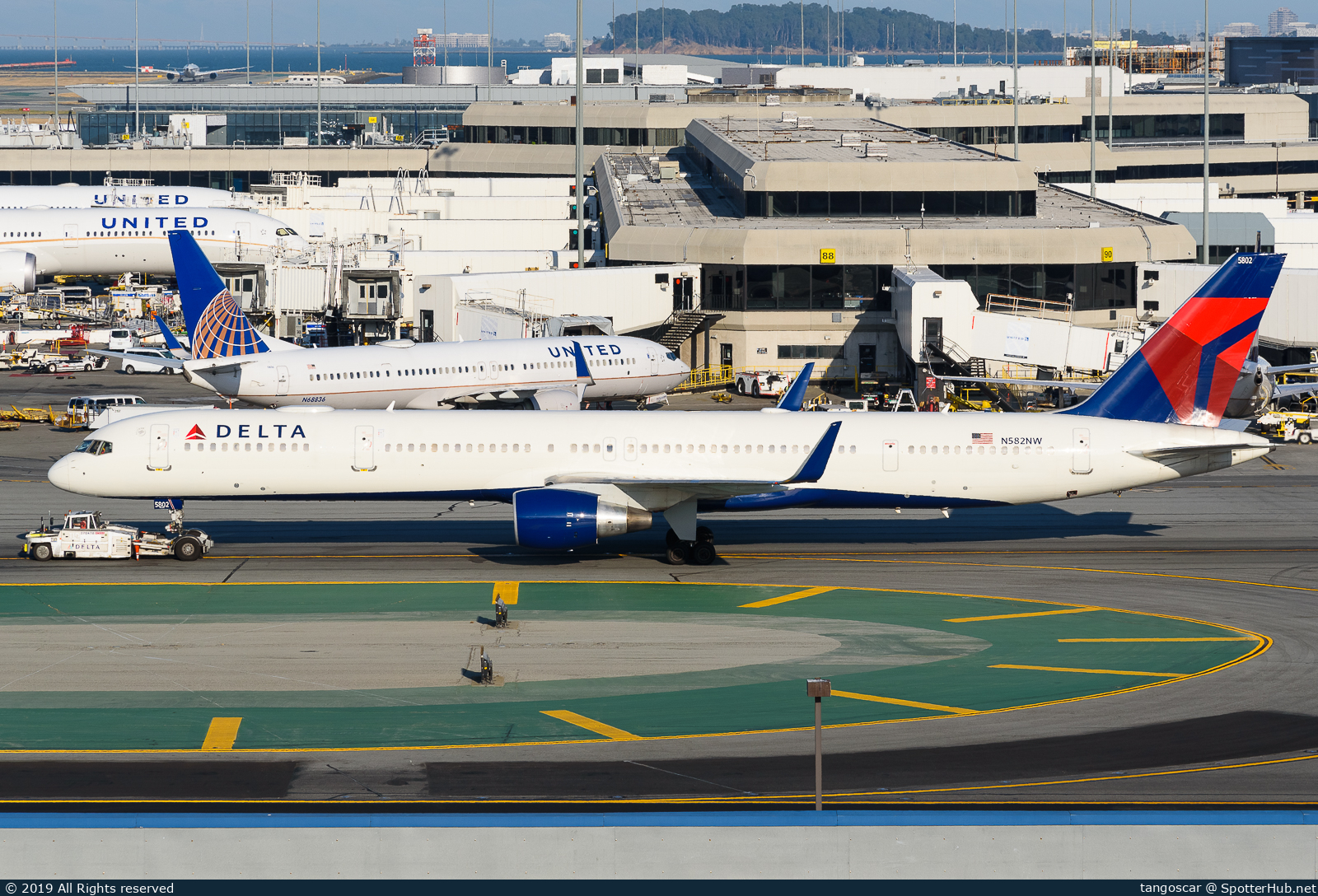 Photo of N582NW - Boeing 757-351 operated by Delta Air Lines