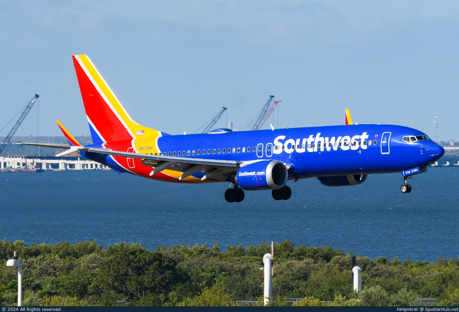 Photo of N8729H - Boeing 737 MAX 8 operated by Southwest Airlines