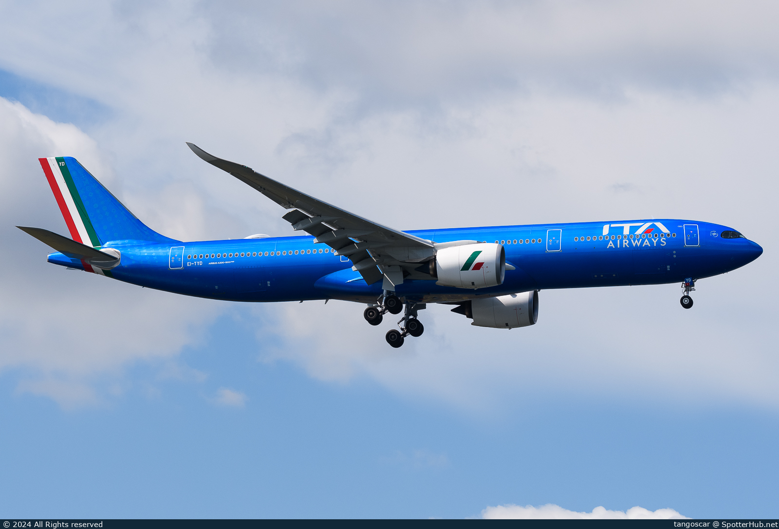 Photo of EI-TYD - Airbus A330-941 operated by ITA Airways