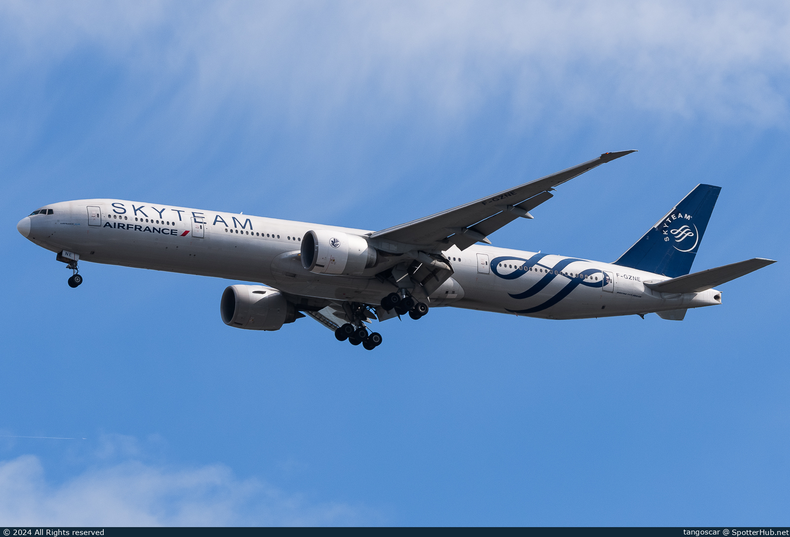 Photo of F-GZNE - Boeing 777-328(ER) operated by Air France