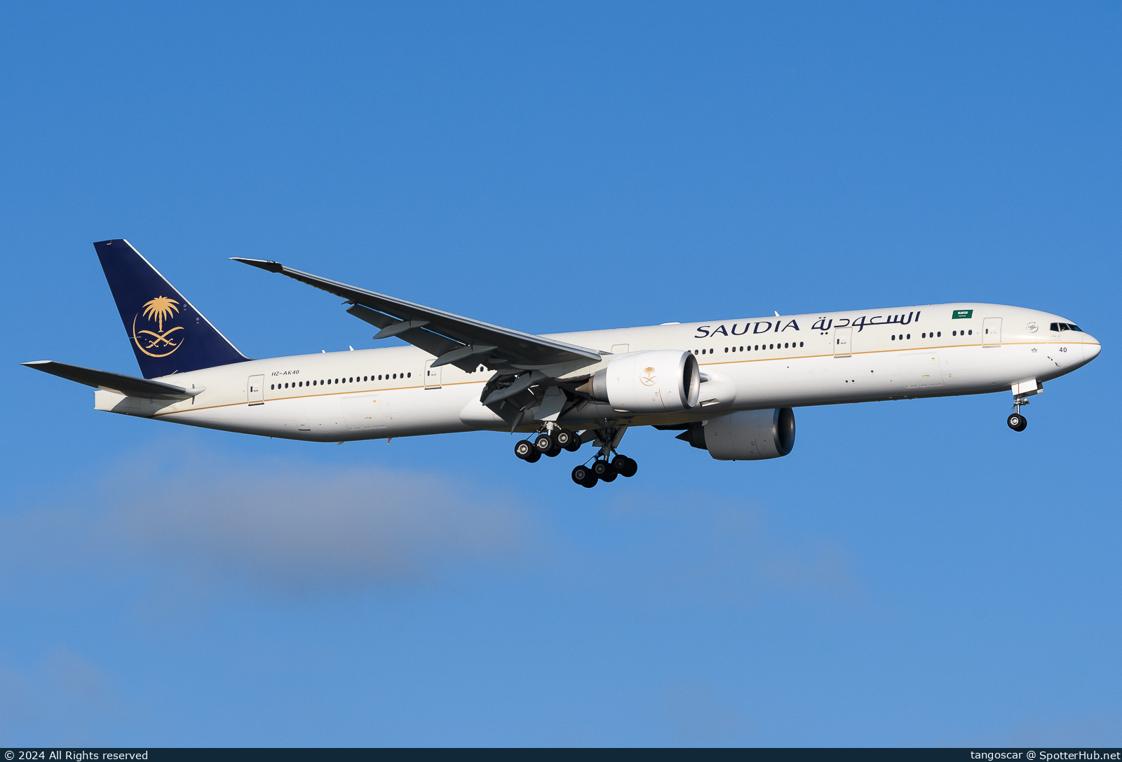 Photo of HZ-AK40 - Boeing 777-3FG(ER) operated by Saudia