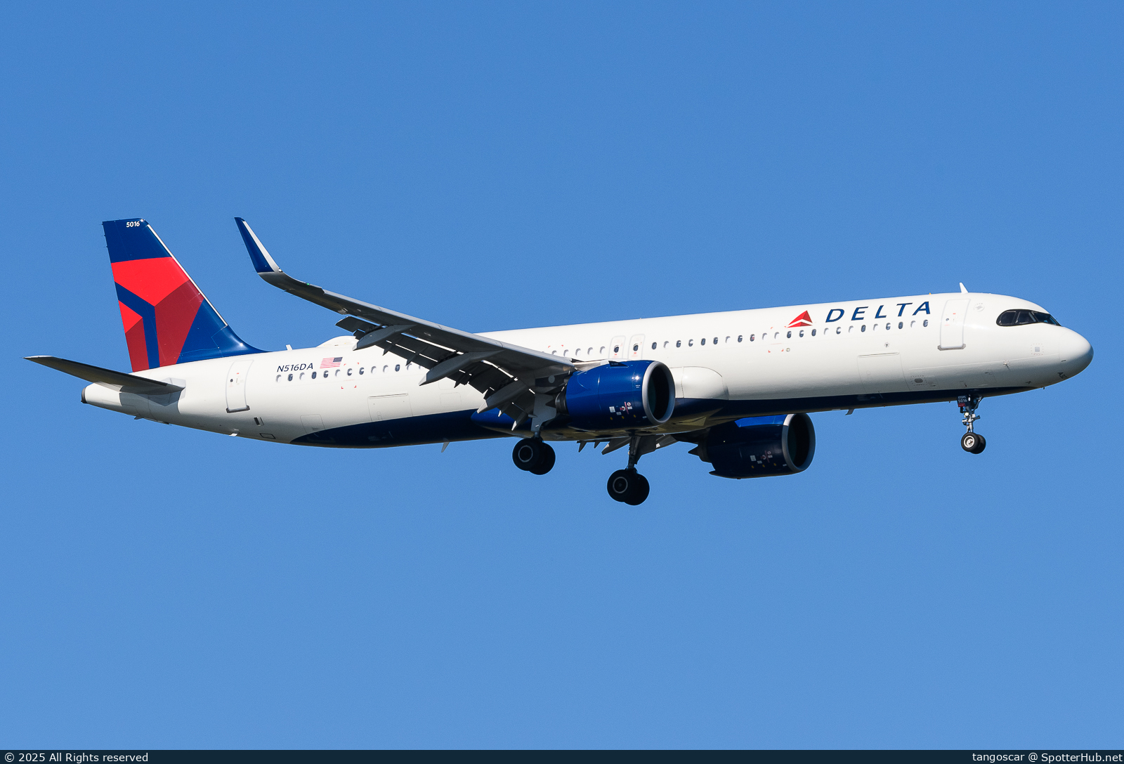 Photo of N516DA - Airbus A321-271NX operated by Delta Air Lines