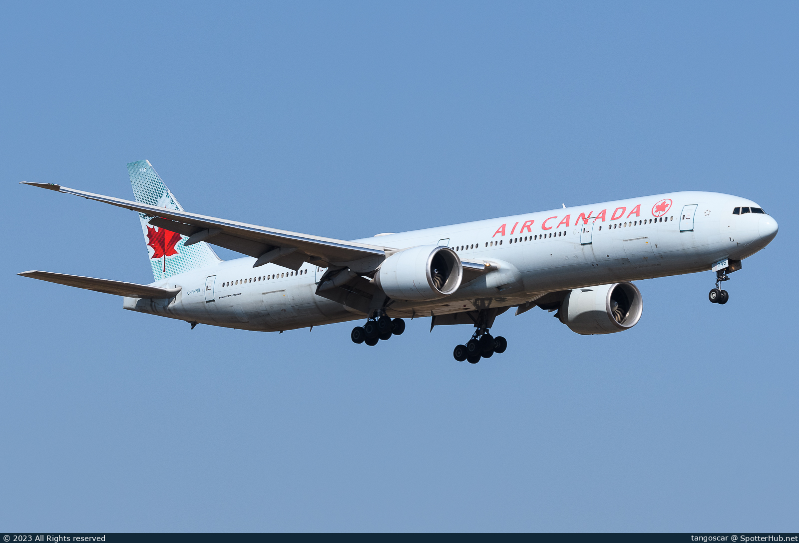 Photo of C-FNNU - Boeing 777-333(ER) operated by Air Canada