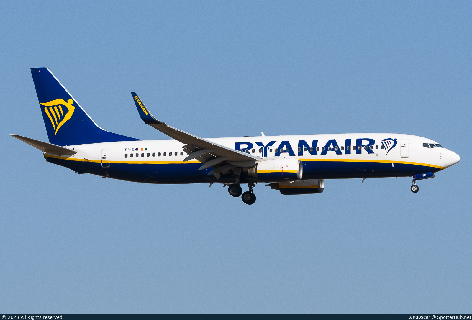 Photo of EI-EMI - Boeing 737-8AS operated by Ryanair