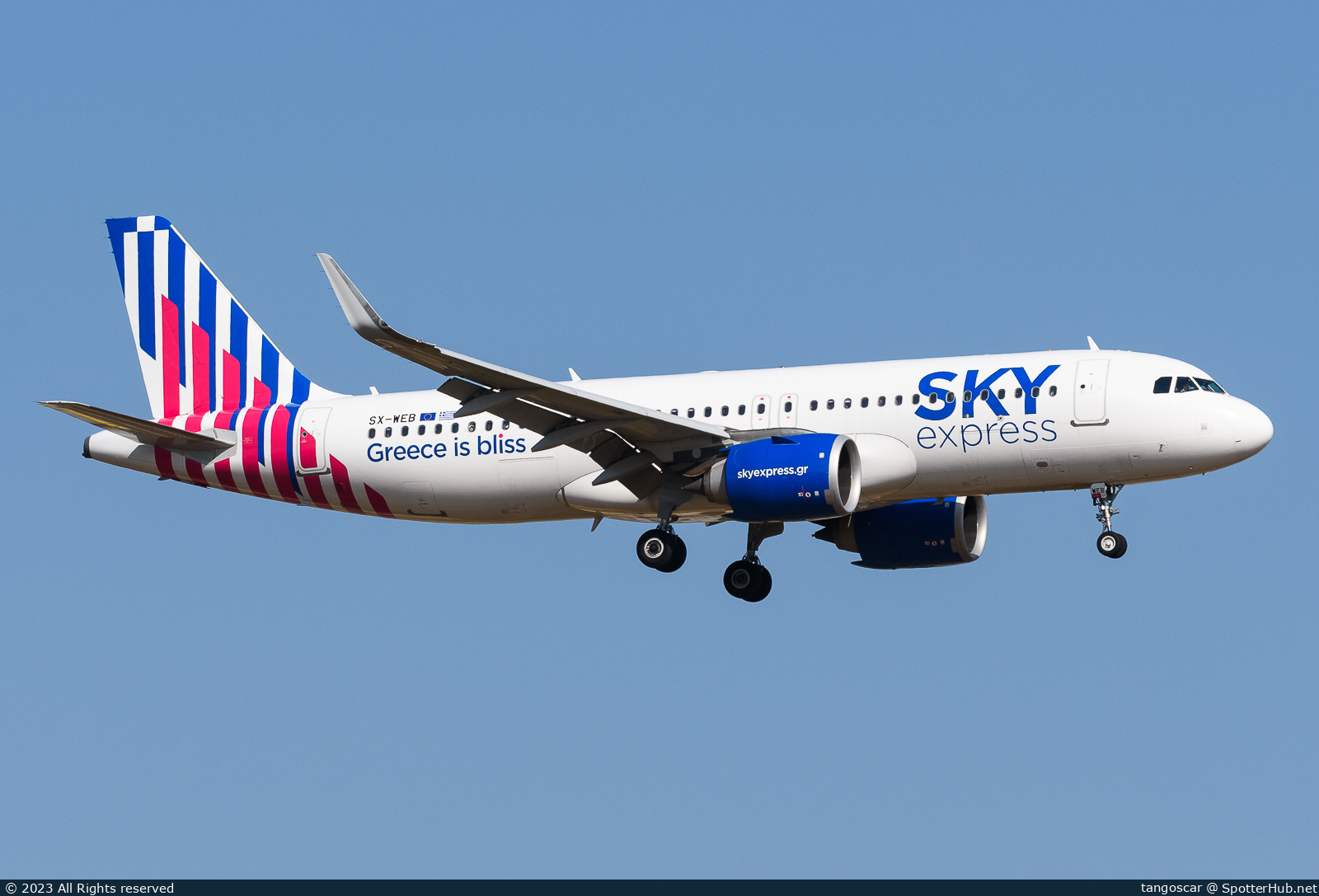 Photo of SX-WEB - Airbus A320-251N operated by Sky Express