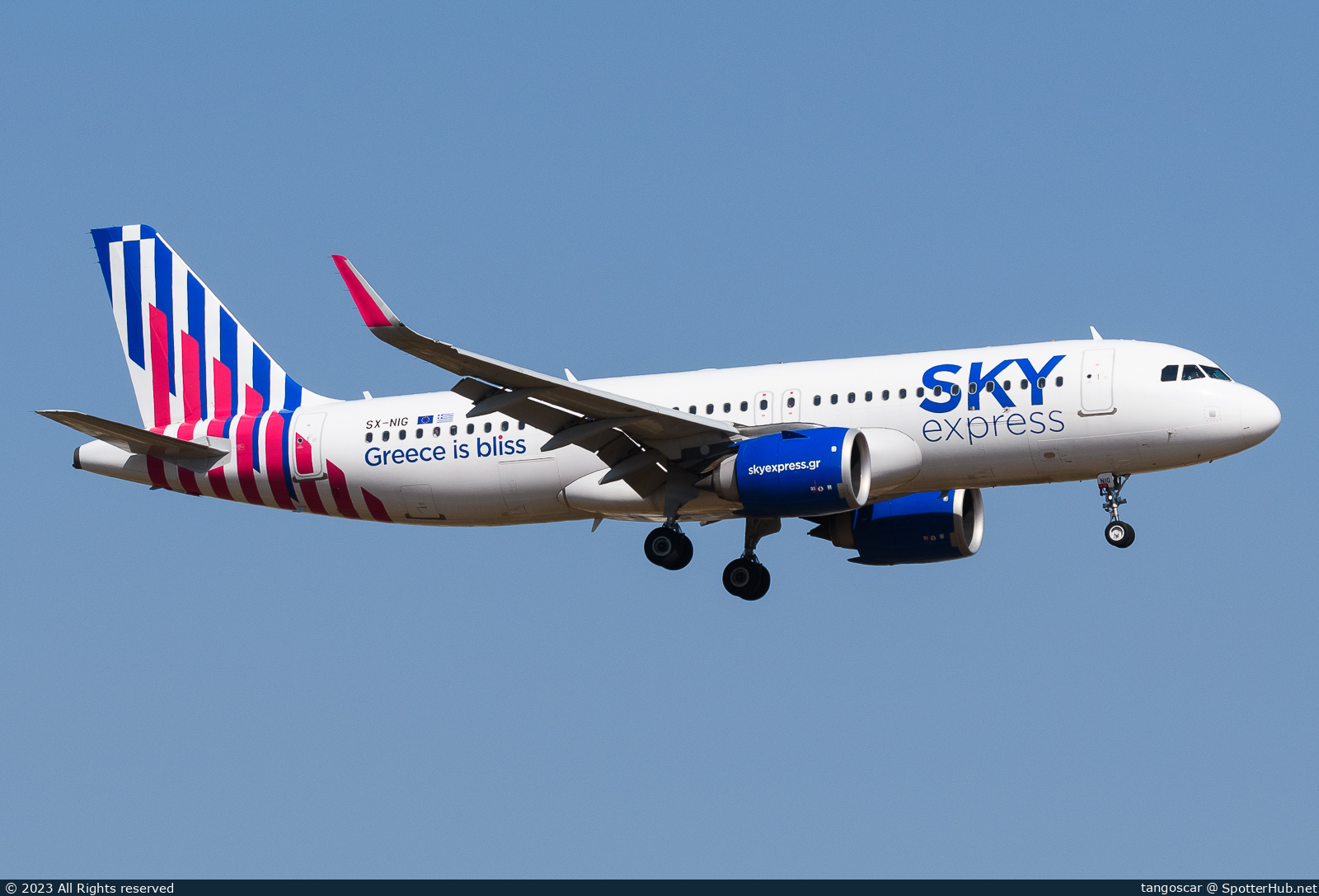 Photo of SX-NIG - Airbus A320-251N operated by Sky Express