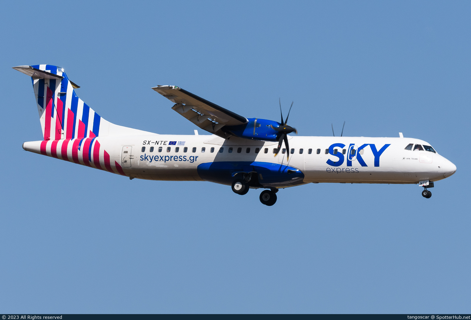 Photo of SX-NTE - ATR 72-600 operated by Sky Express