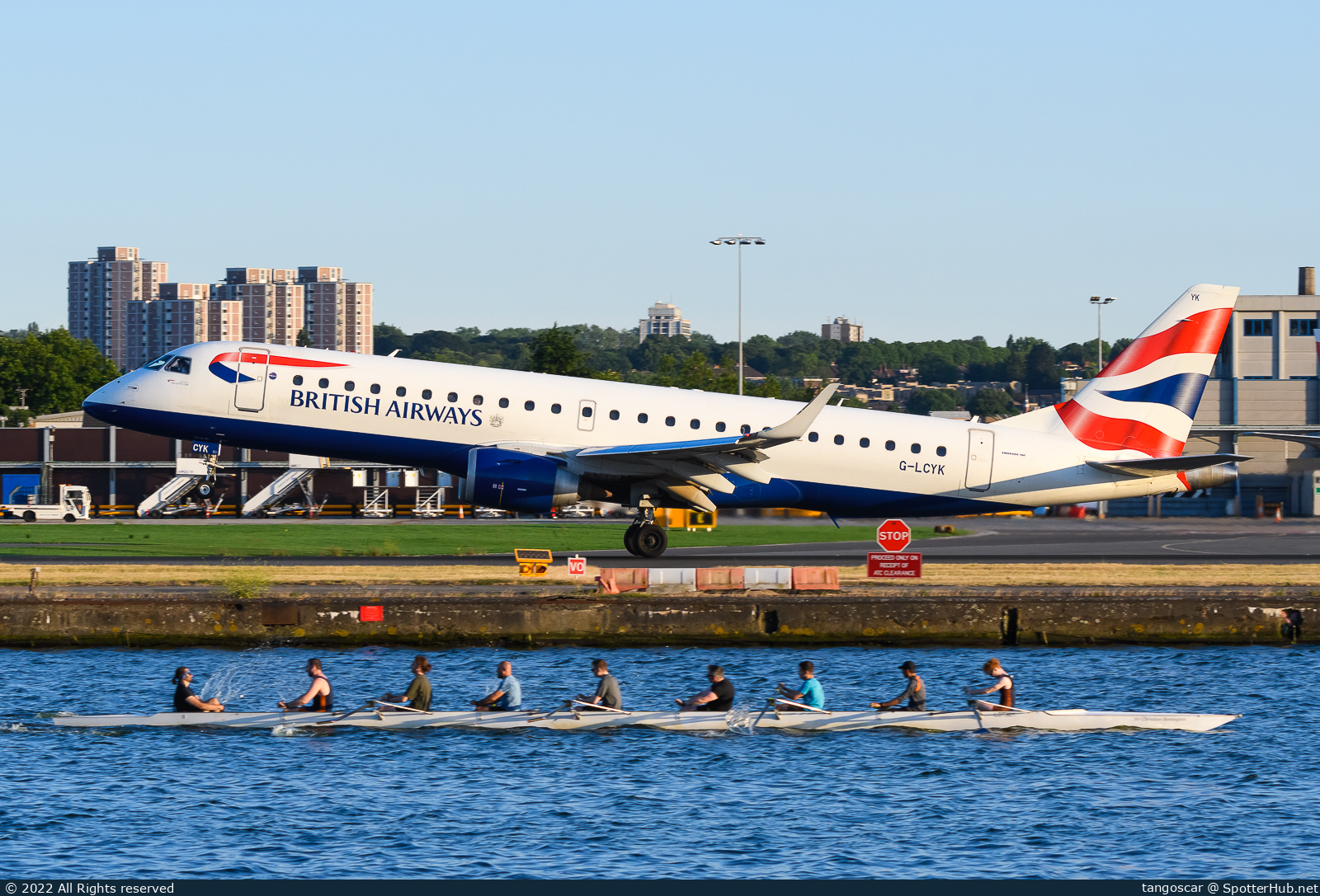 Photo of G-LCYK - Embraer ERJ-190LR operated by BA CityFlyer