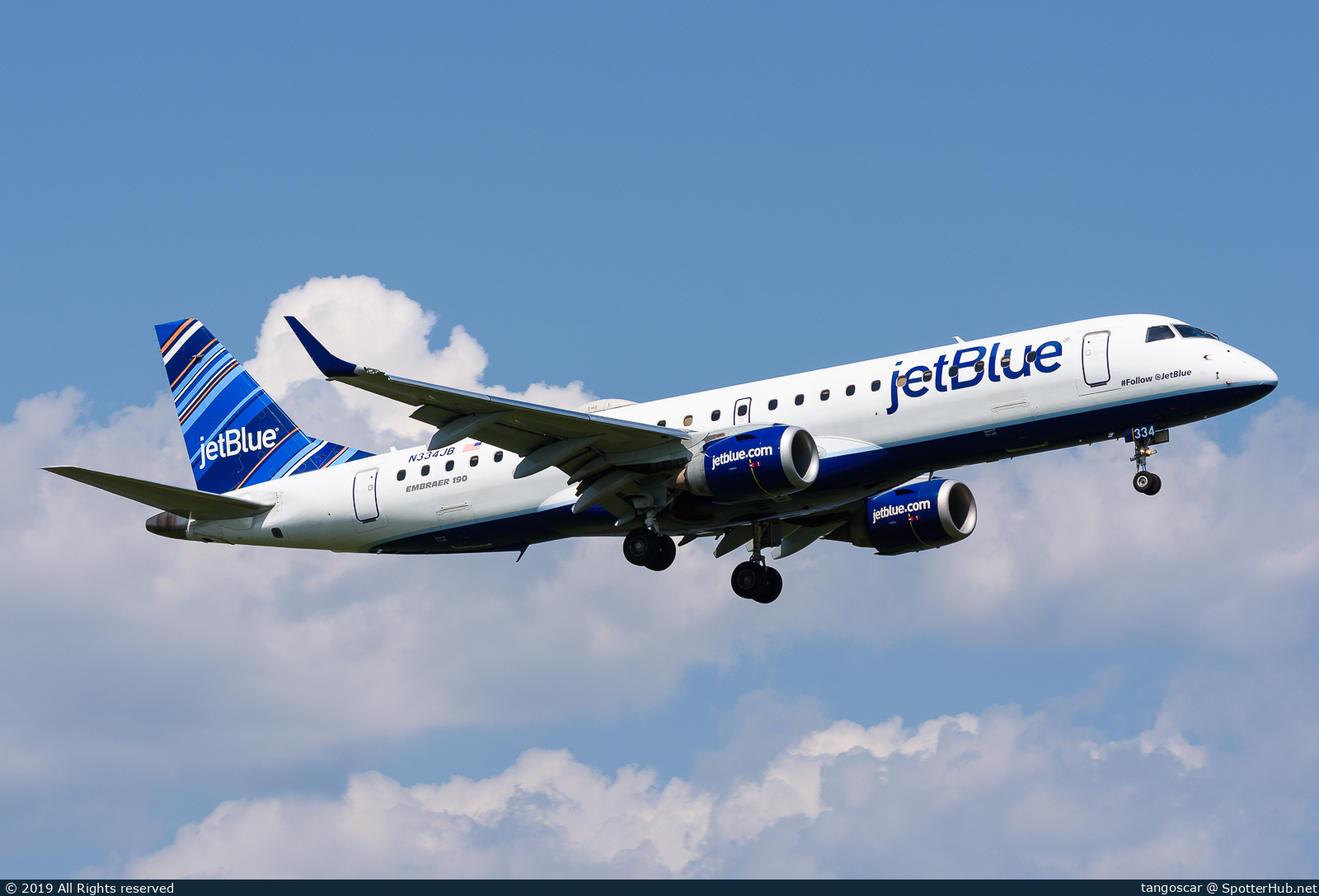 Photo of N334JB - Embraer ERJ-190AR operated by jetBlue Airways
