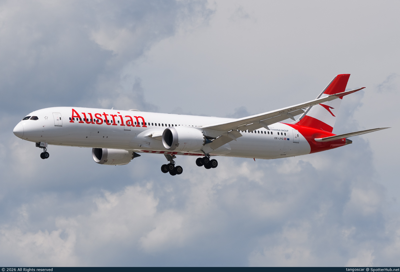 Photo of OE-LPG - Boeing 787-9 Dreamliner operated by Austrian Airlines