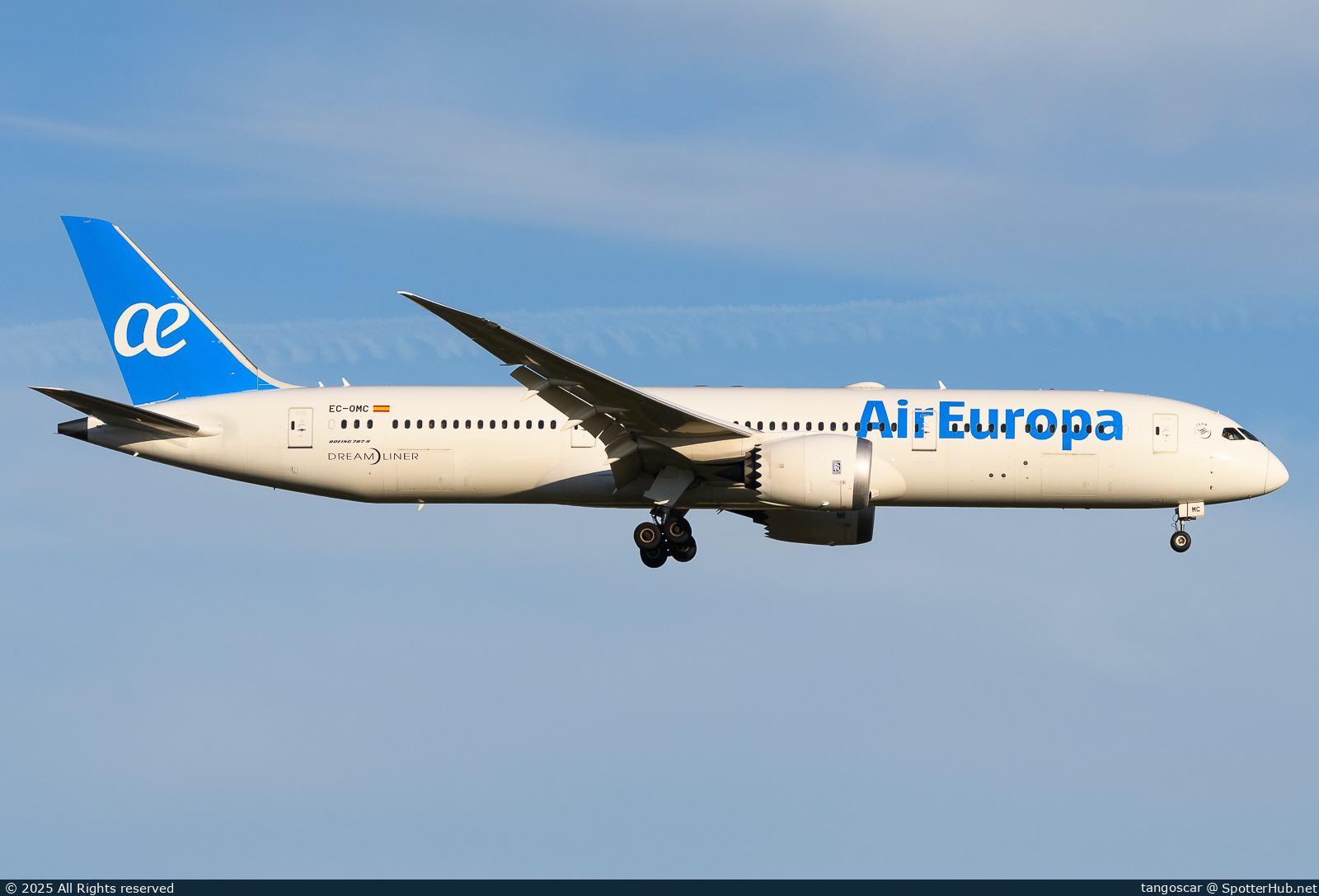 Photo of EC-OMC - Boeing 787-9 Dreamliner operated by Air Europa