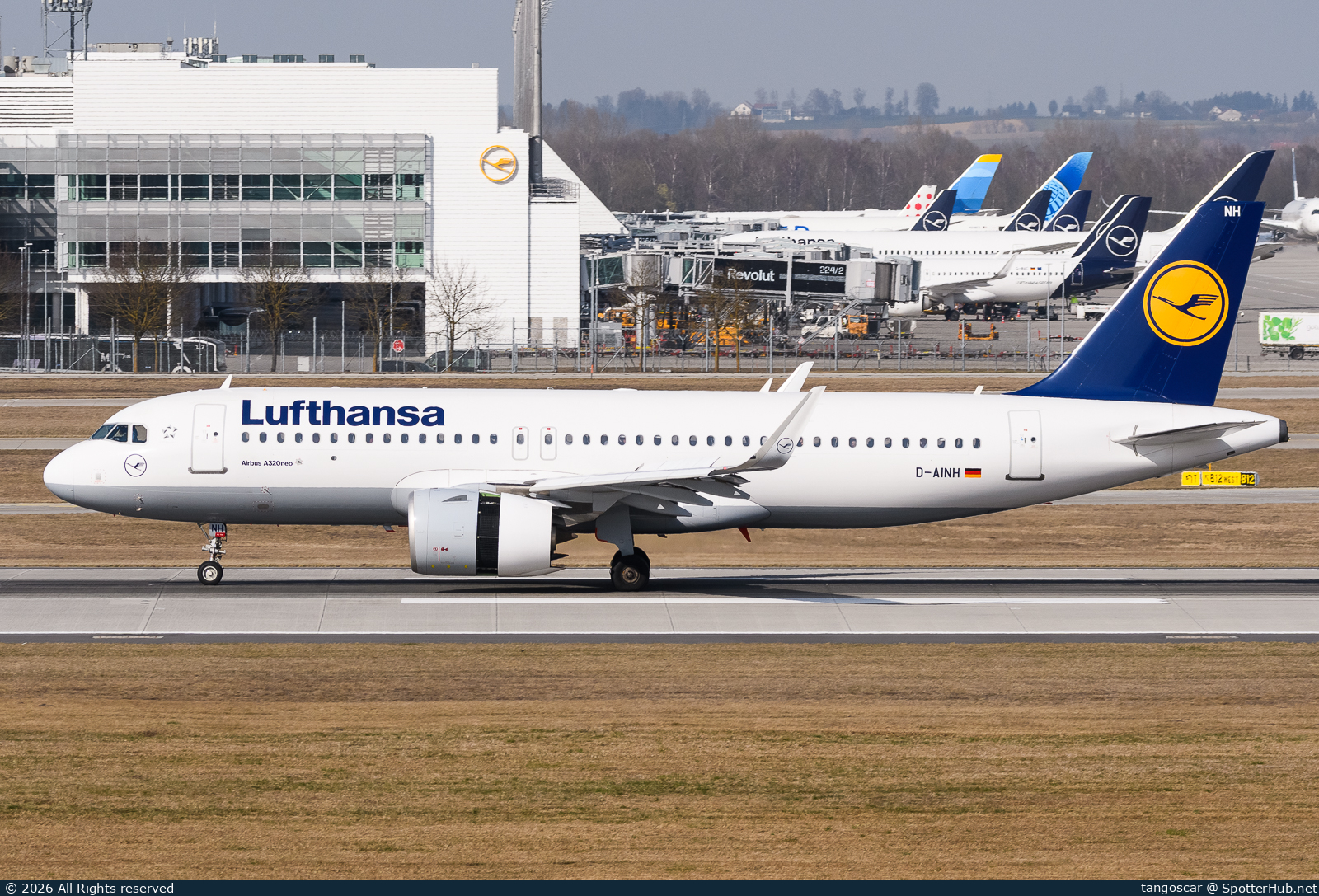 Photo of D-AINH - Airbus A320-271N operated by Lufthansa