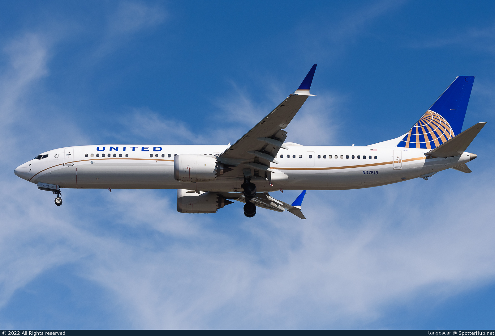 Photo of N37518 - Boeing 737 MAX 9 operated by United Airlines