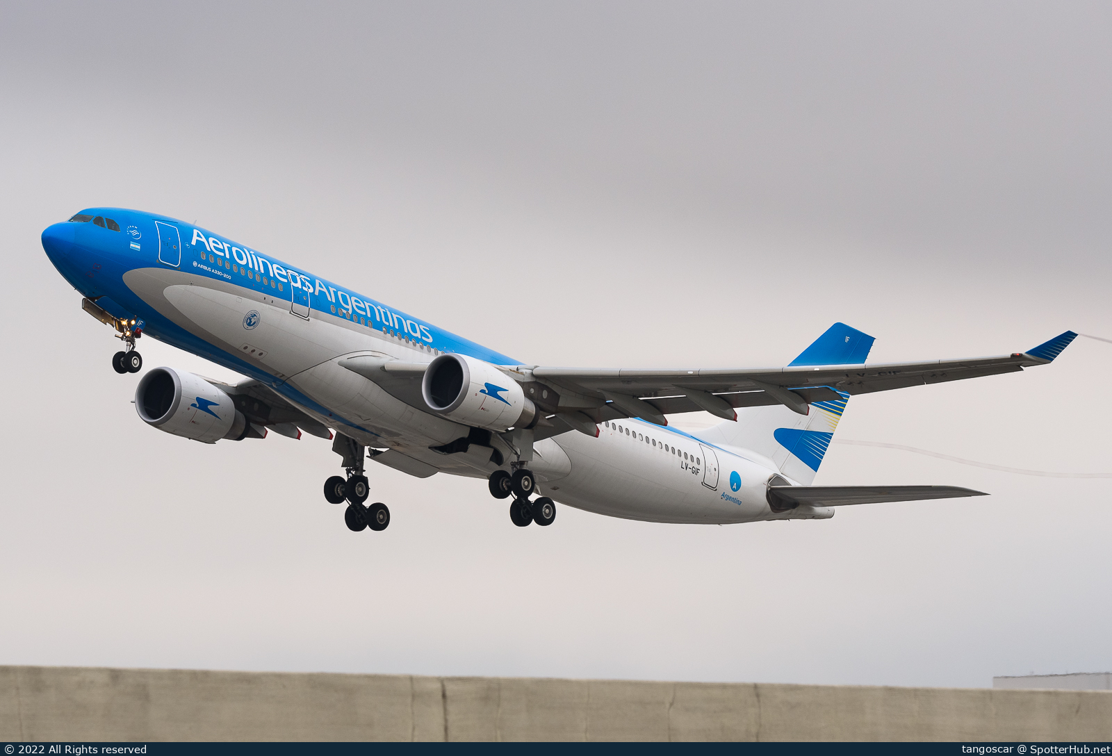 Photo of LV-GIF - Airbus A330-202 operated by Aerolíneas Argentinas