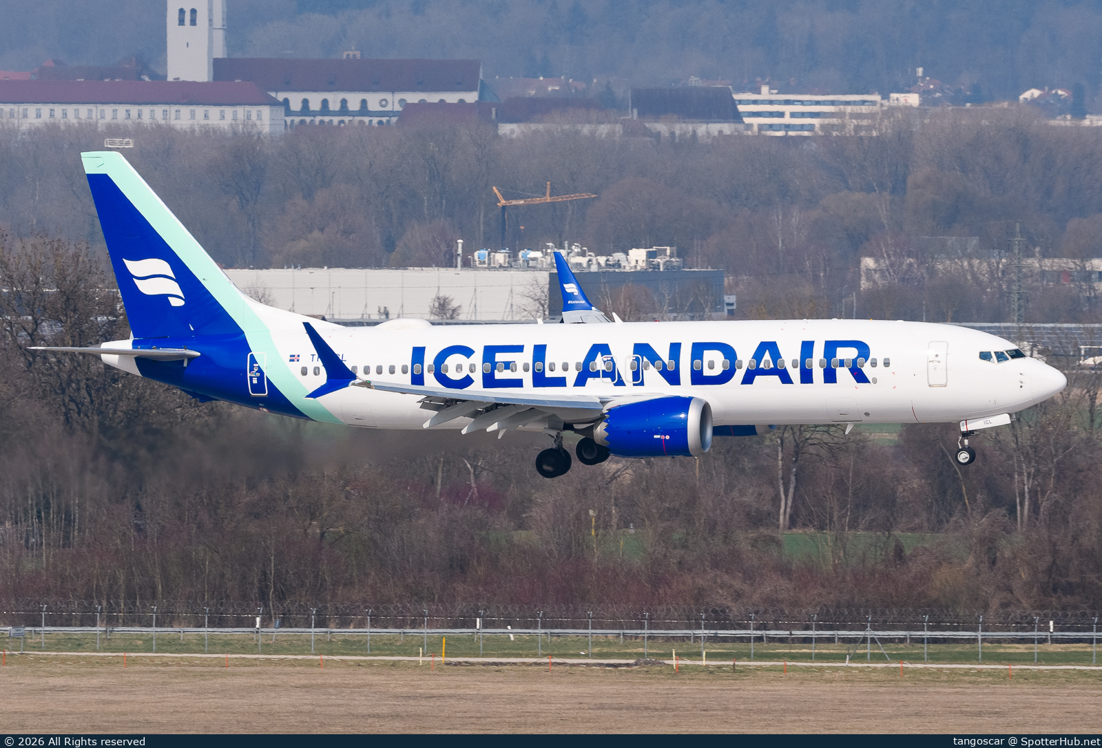 Photo of TF-ICL - Boeing 737 MAX 8 operated by Icelandair