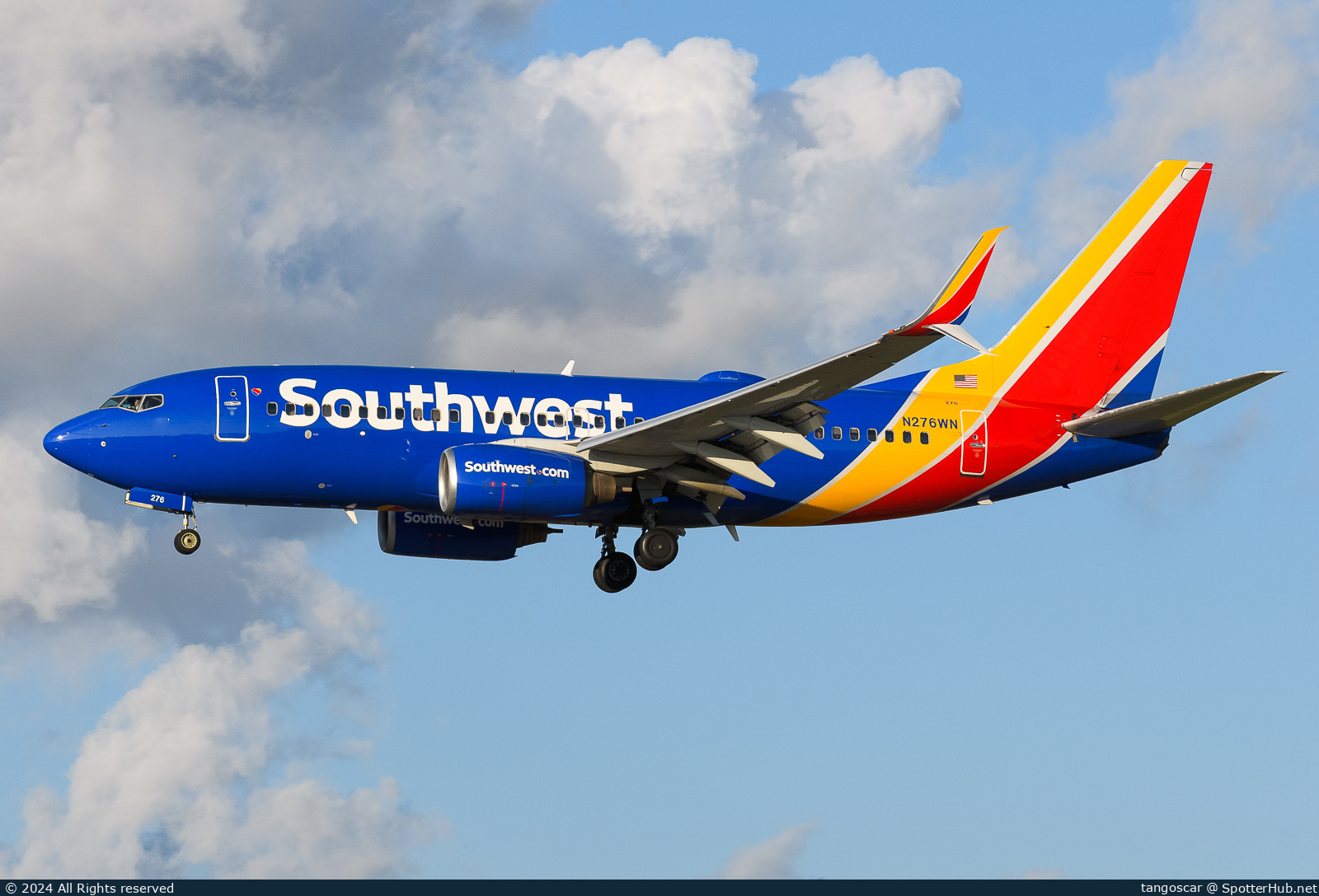 Photo of N276WN - Boeing 737-7H4 operated by Southwest Airlines