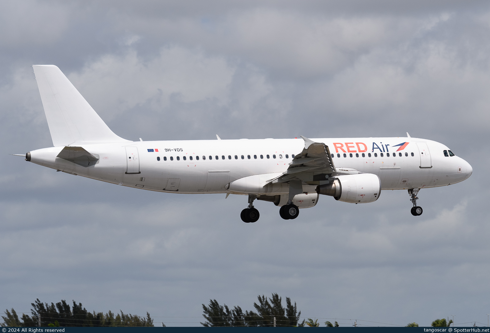 Photo of 9H-VDS - Airbus A320-214 operated by RED Air (opb Galistair Malta)
