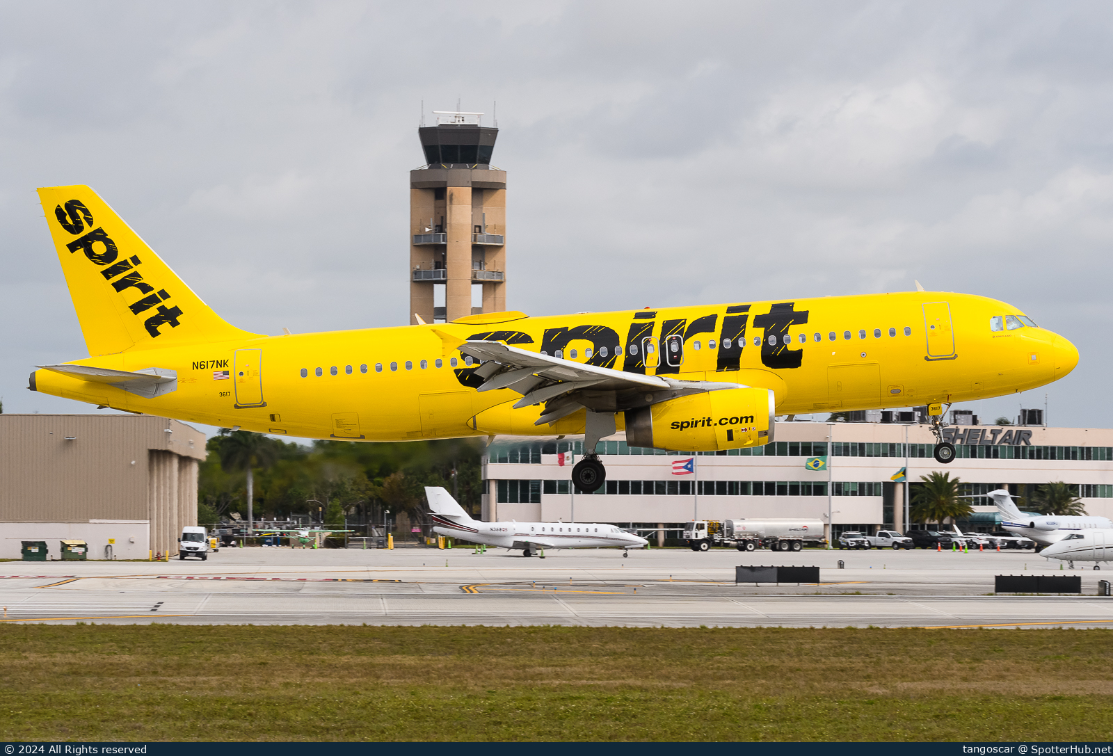 Photo of N617NK - Airbus A320-232 operated by Spirit Airlines
