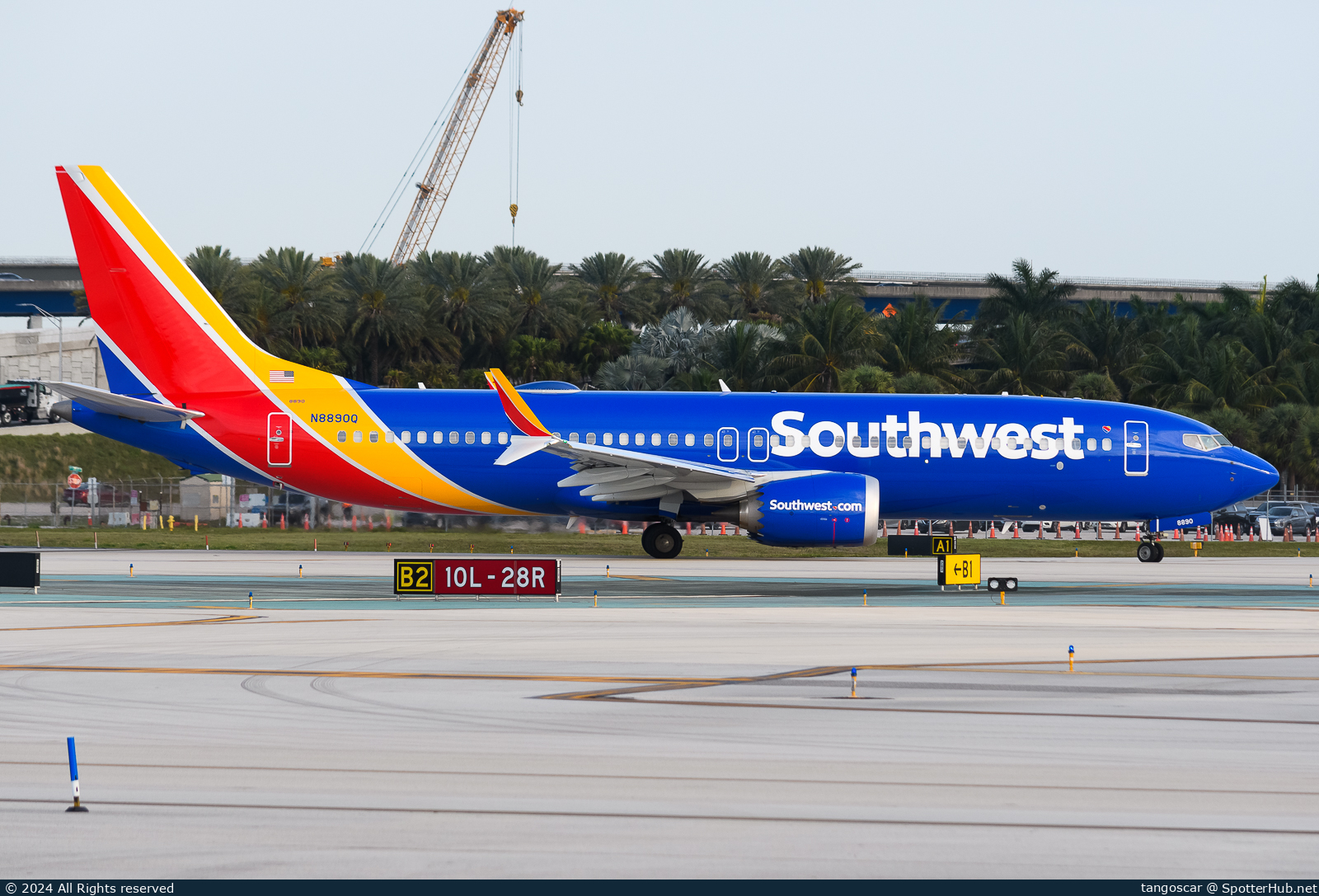 Photo of N8890Q - Boeing 737 MAX 8 operated by Southwest Airlines