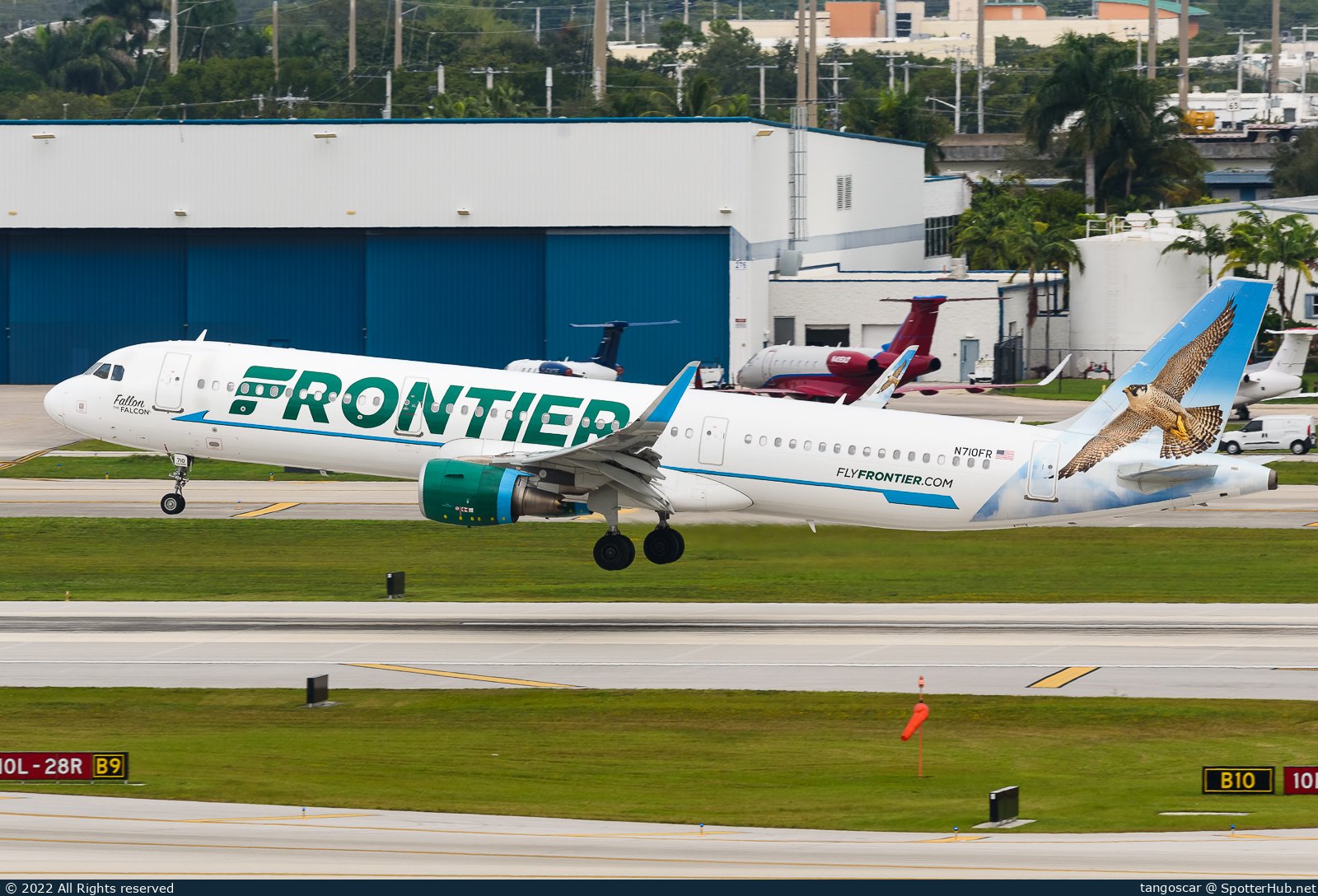 Photo of N710FR - Airbus A321-211 operated by Frontier Airlines